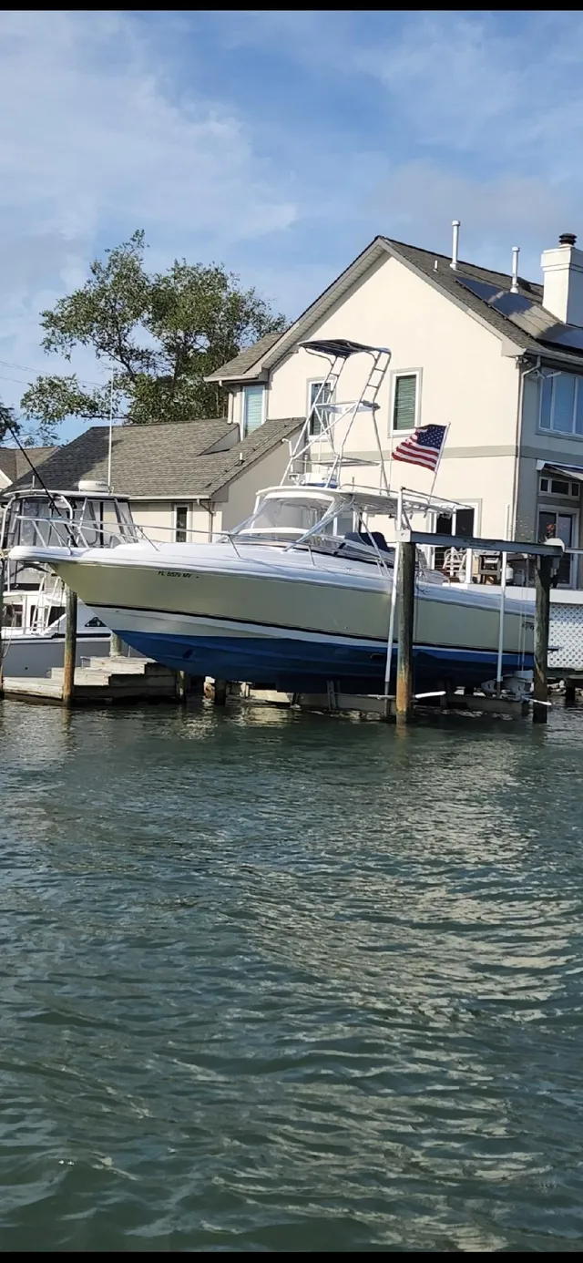 Rent a Intrepid Powerboats walkaround in Virginia Beach, VA near me
