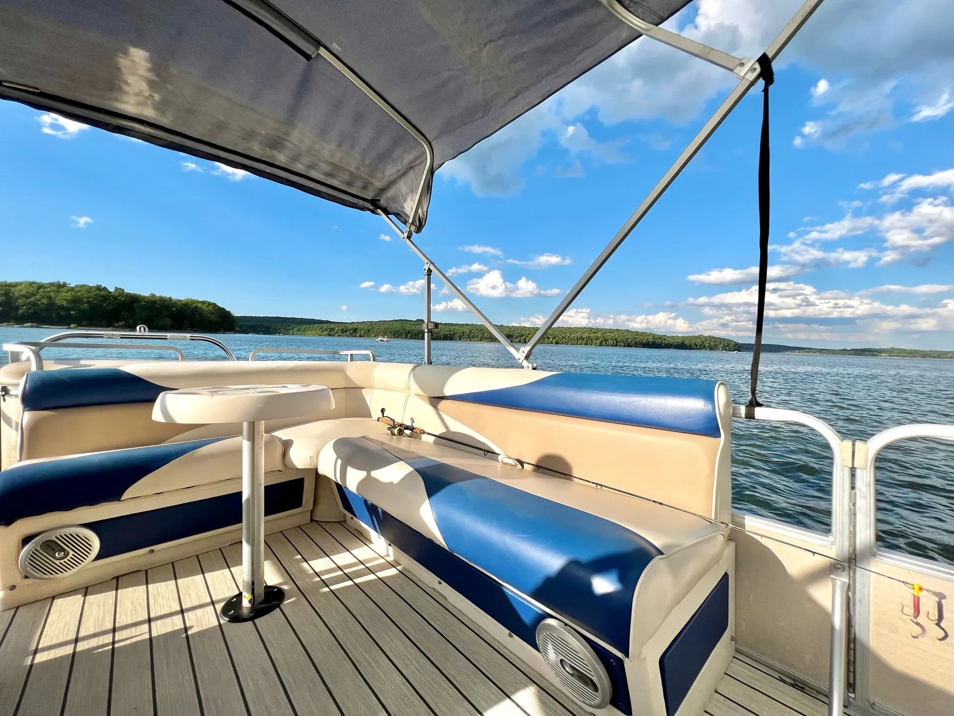 Sweet water fish and cruise 26’ Pontoon  