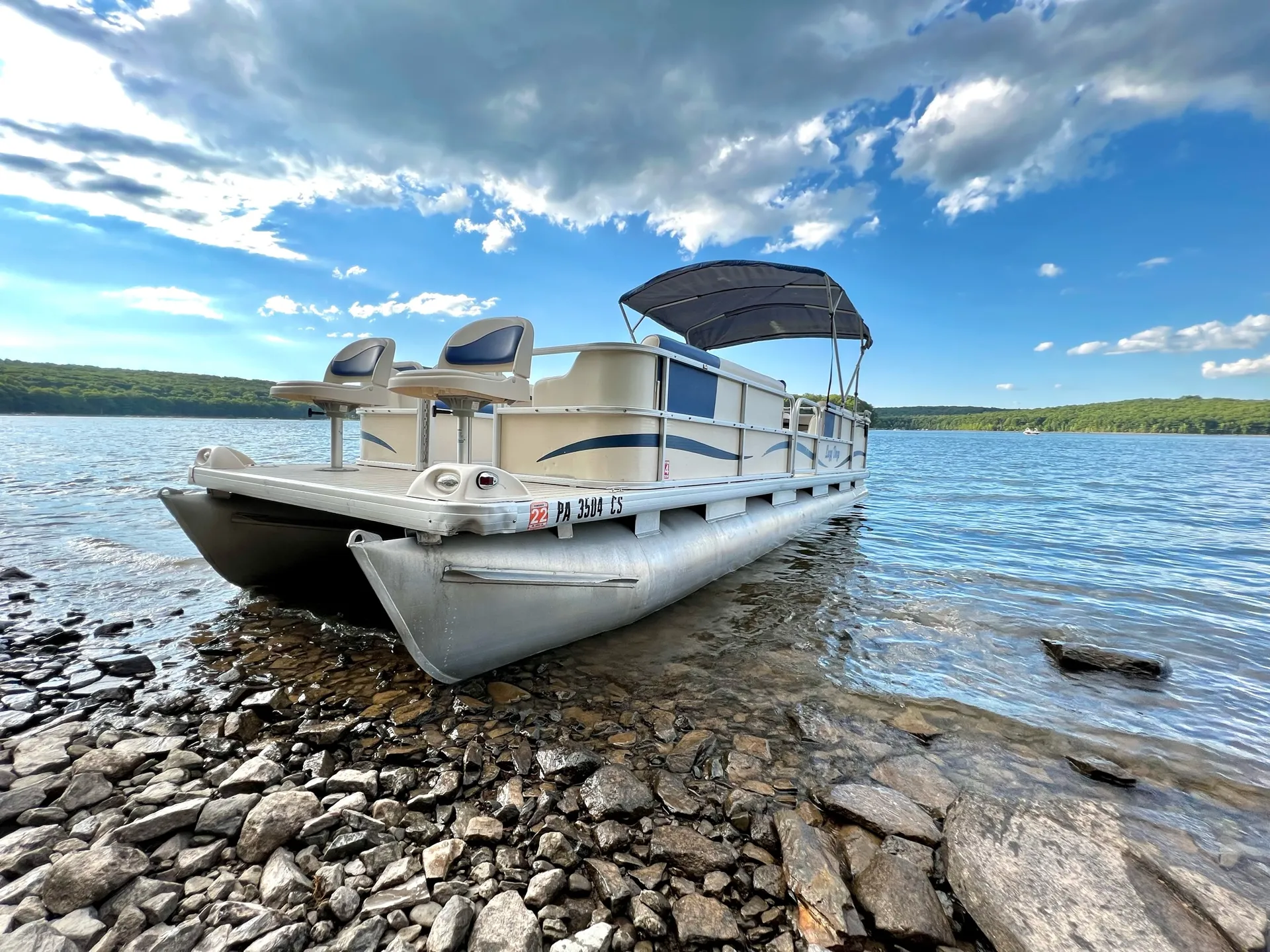 Sweet water fish and cruise 26’ Pontoon  