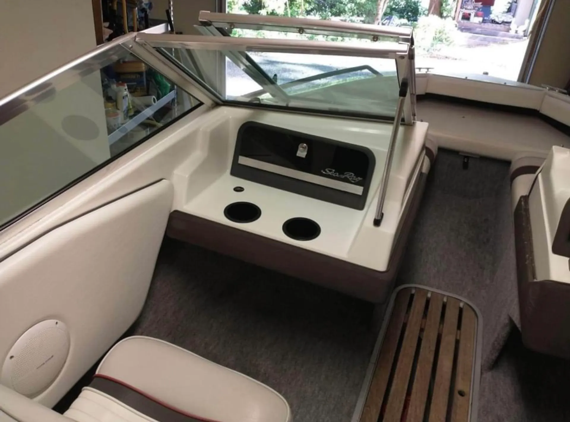 Sea Ray Boats 170 Bow Rider LTD  in Seattle, WA — photo 2