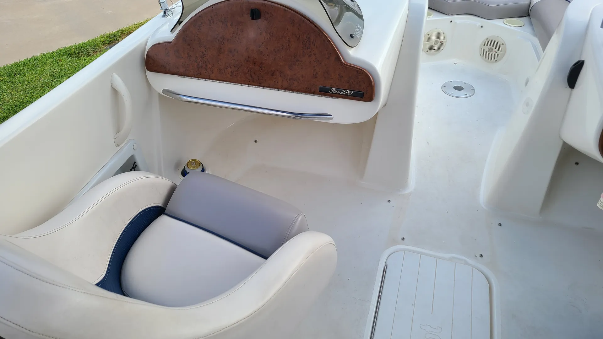 Harris-Kayot Boats Star 22V in Austin, TX — photo 8