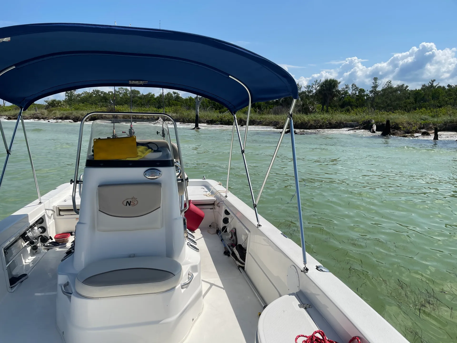 Nauticstar Boats 240 Sport Center Console Bay Boat in Tarpon Springs, FL — photo 6