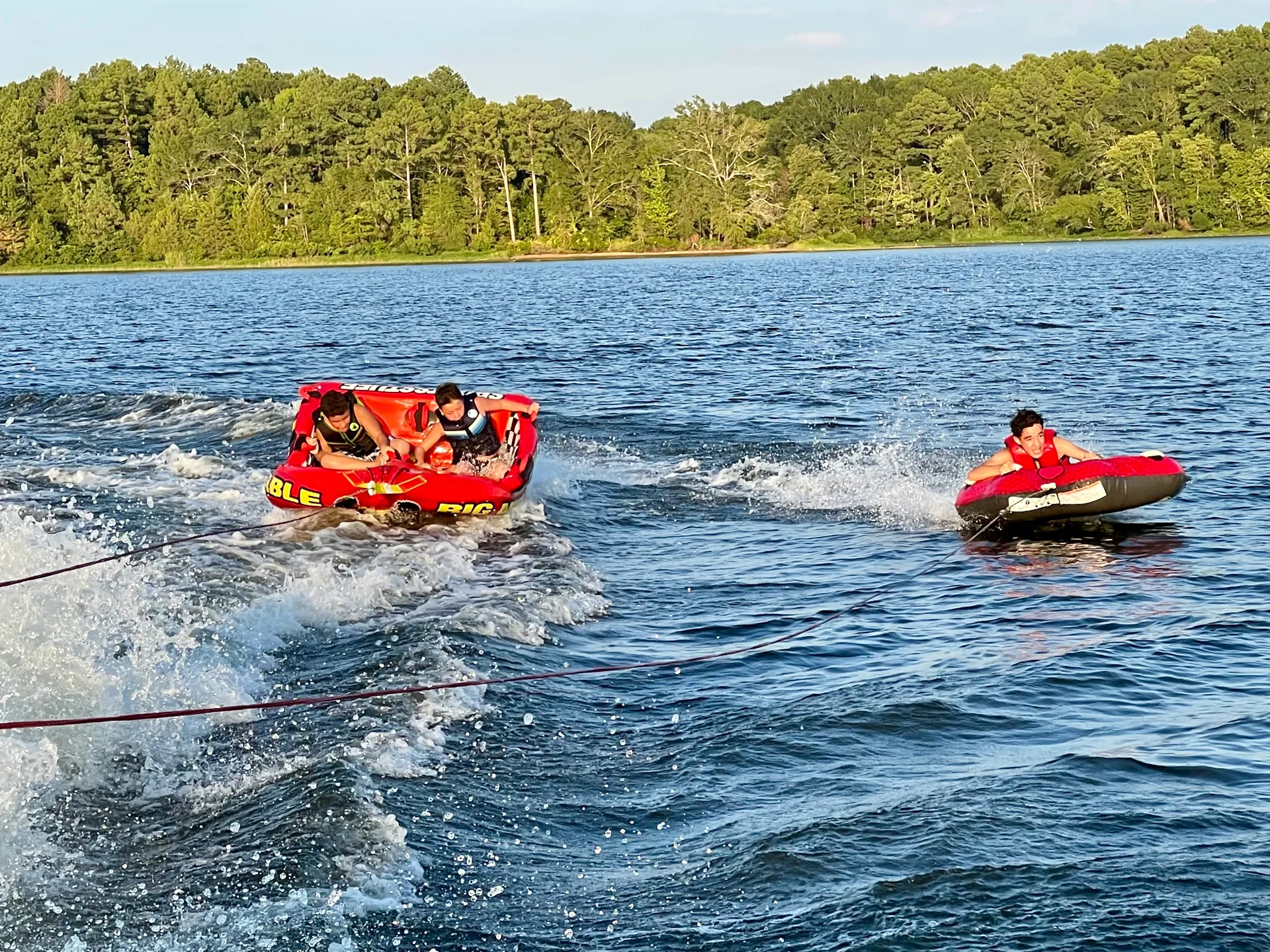 Luxury - High Performance Tritoon