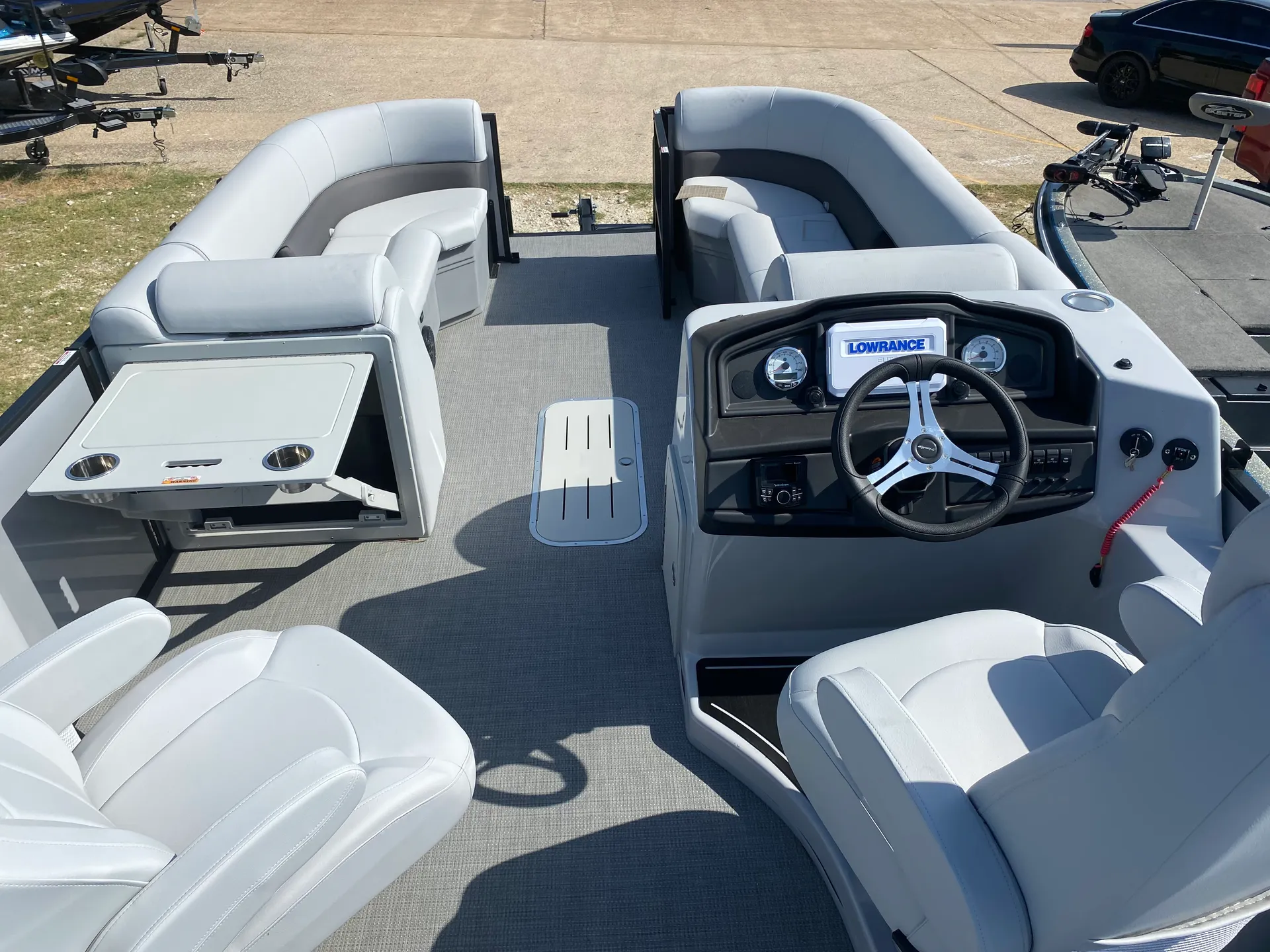 2022 Bentley Navigator