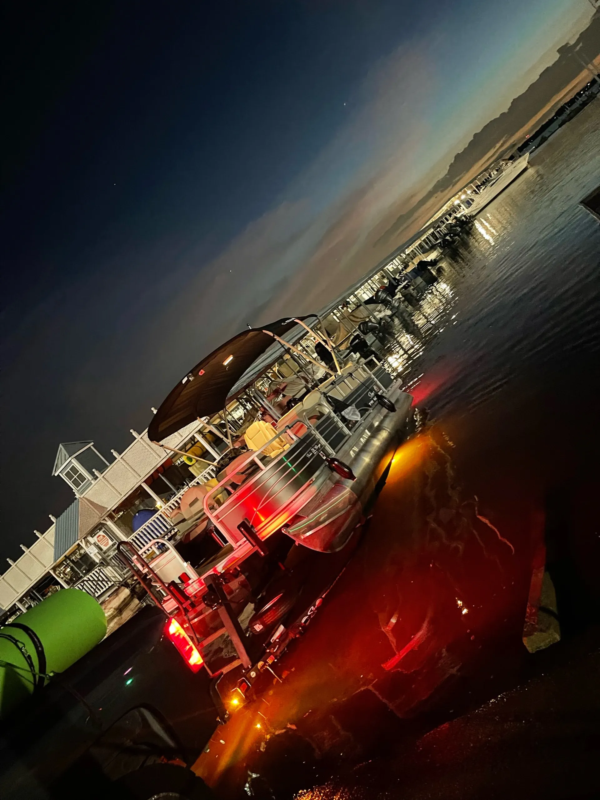 20' Fishing pontoon near Lavon and Ray Hubbard