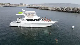 Enjoy life on a 50ft three level yacht. 12 people. boat photo