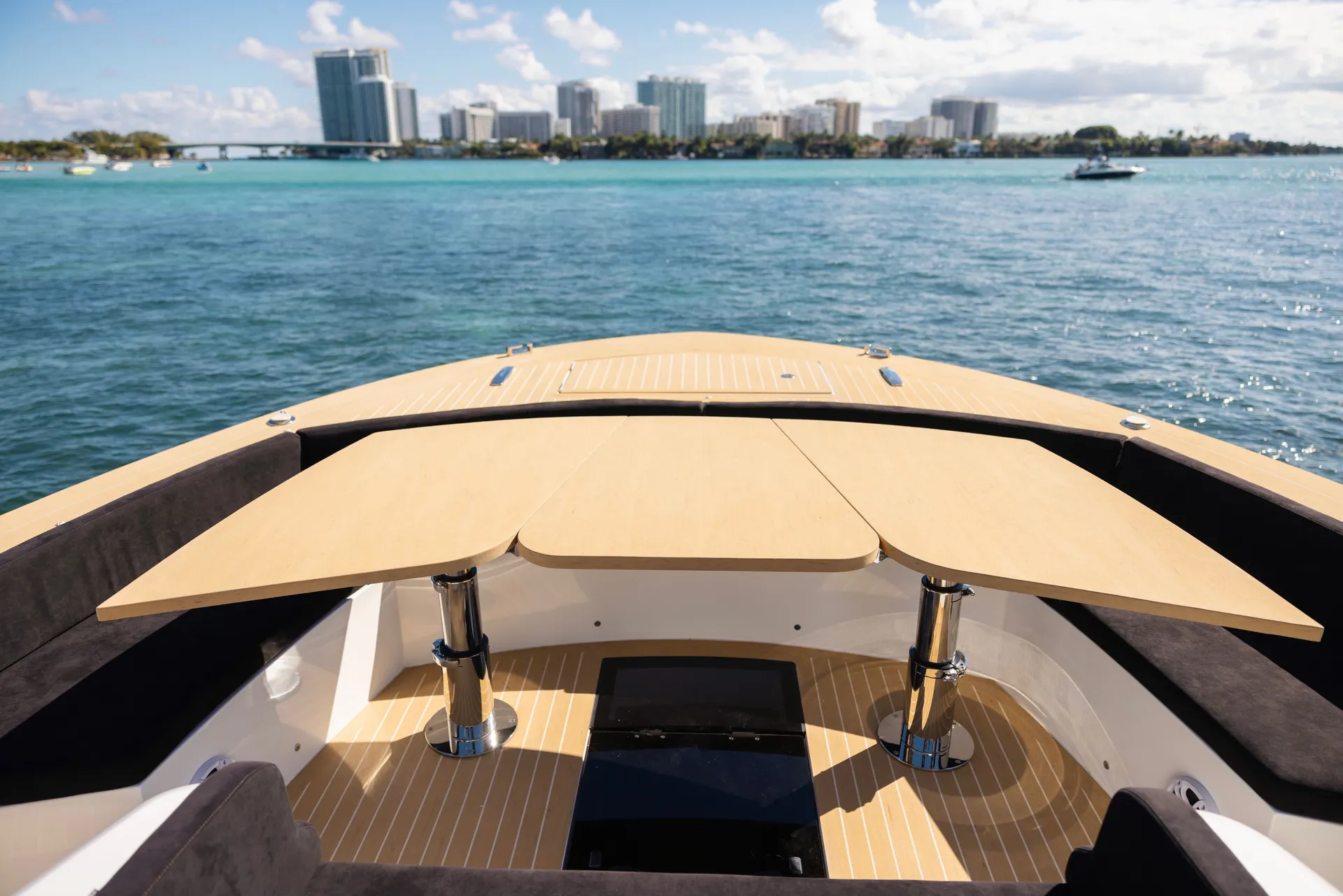 NEW  2021 Bella Vita 43 Luxury Italian Yacht