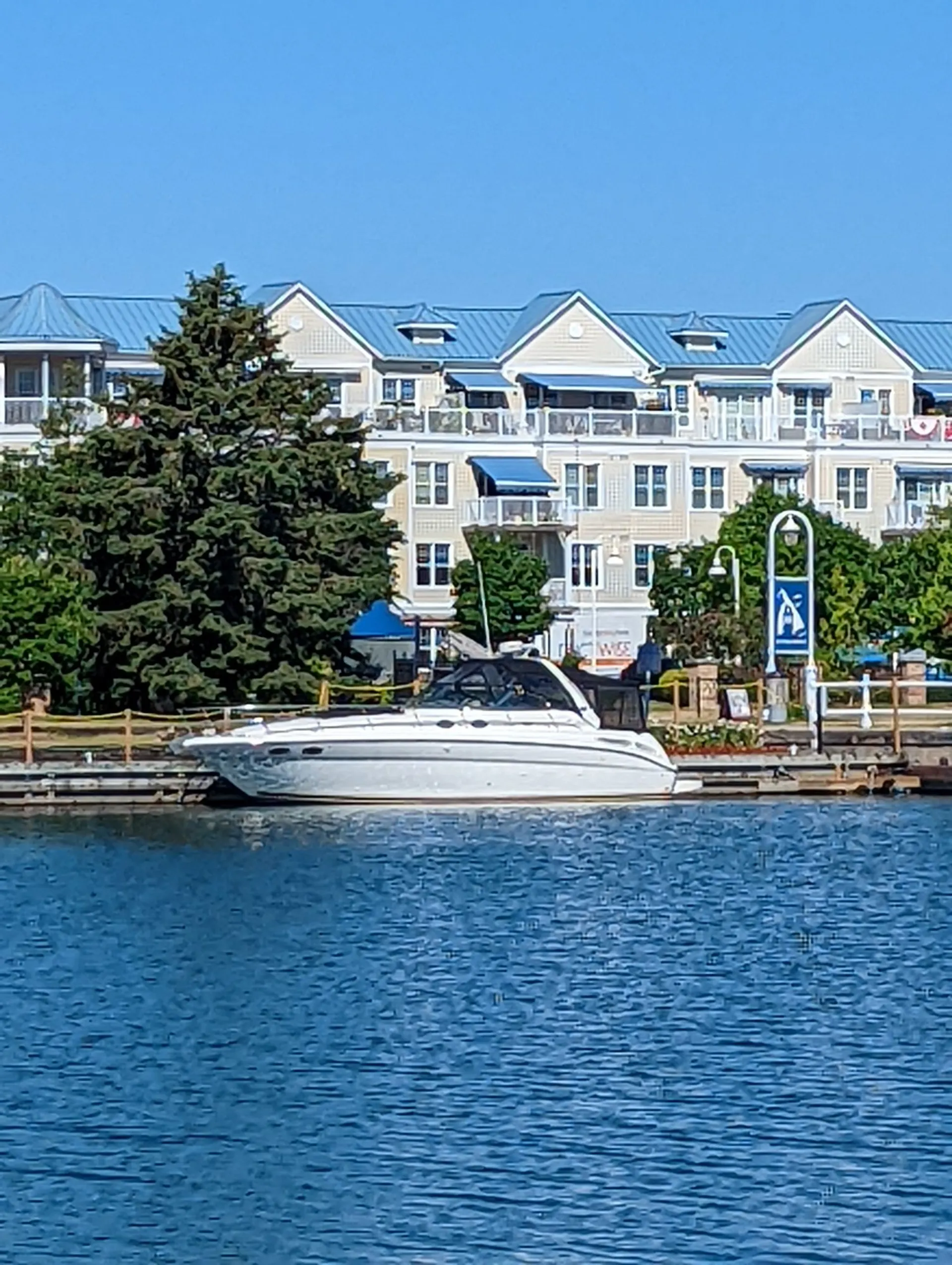Yacht Charter on Irondequoit Bay and Lake Ontario