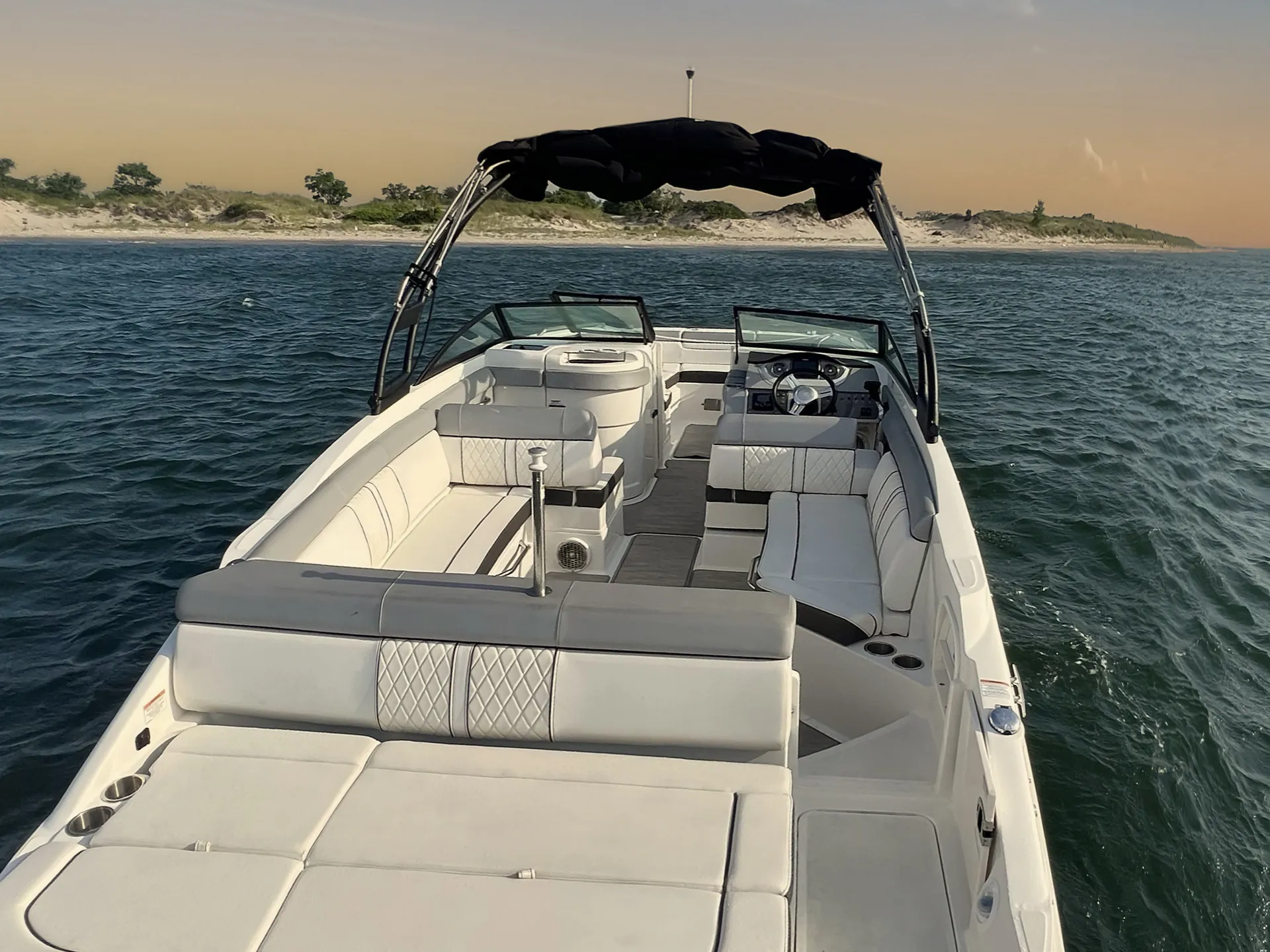 SEA RAY BOATS SDX 270 OB in Hoboken, NJ — photo 2