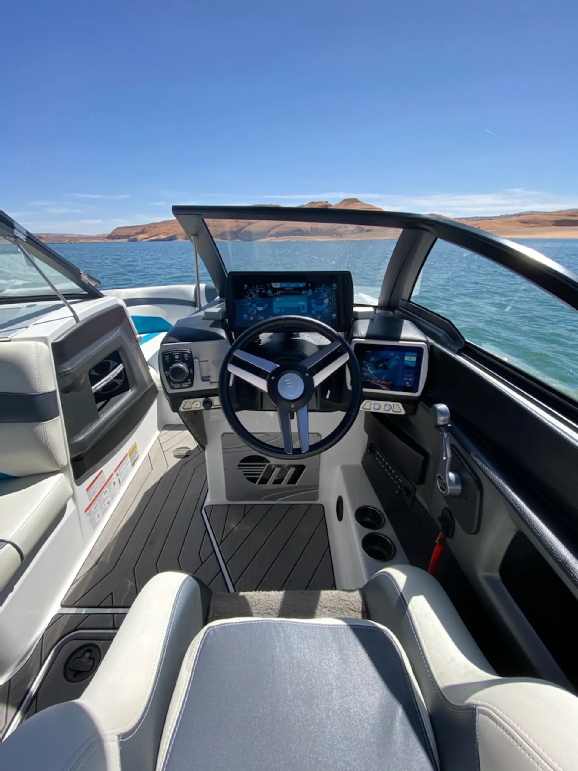 WAKE SURF MALIBU 22MXZ