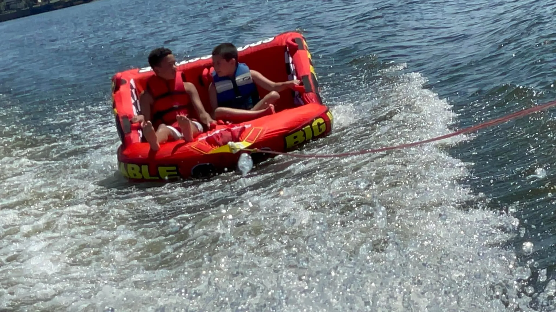 Luxury - High Performance Tritoon