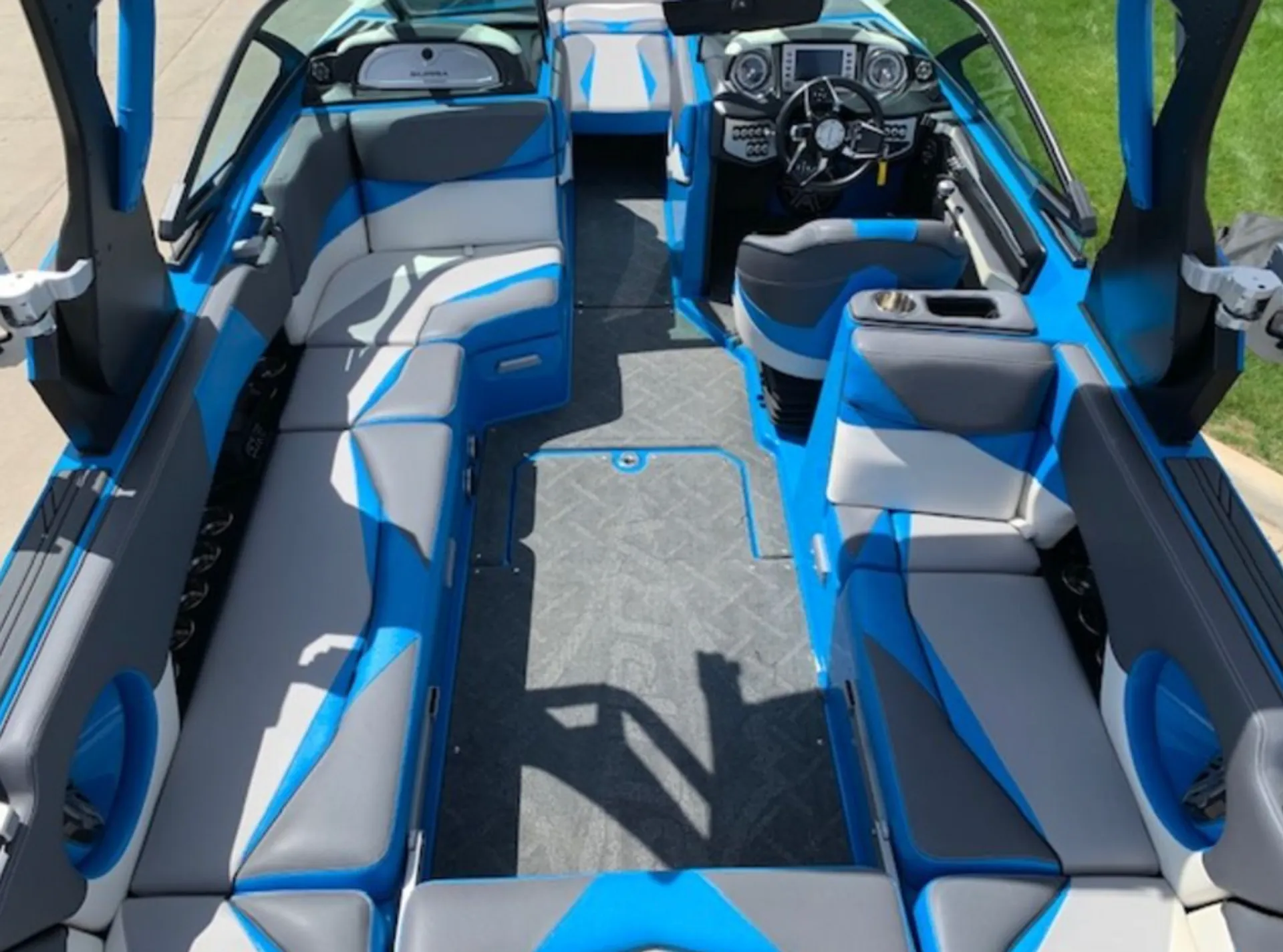 SUPRA BY SKIERS CHOICE SE550 W/TRLR in Colorado Springs, CO — photo 4