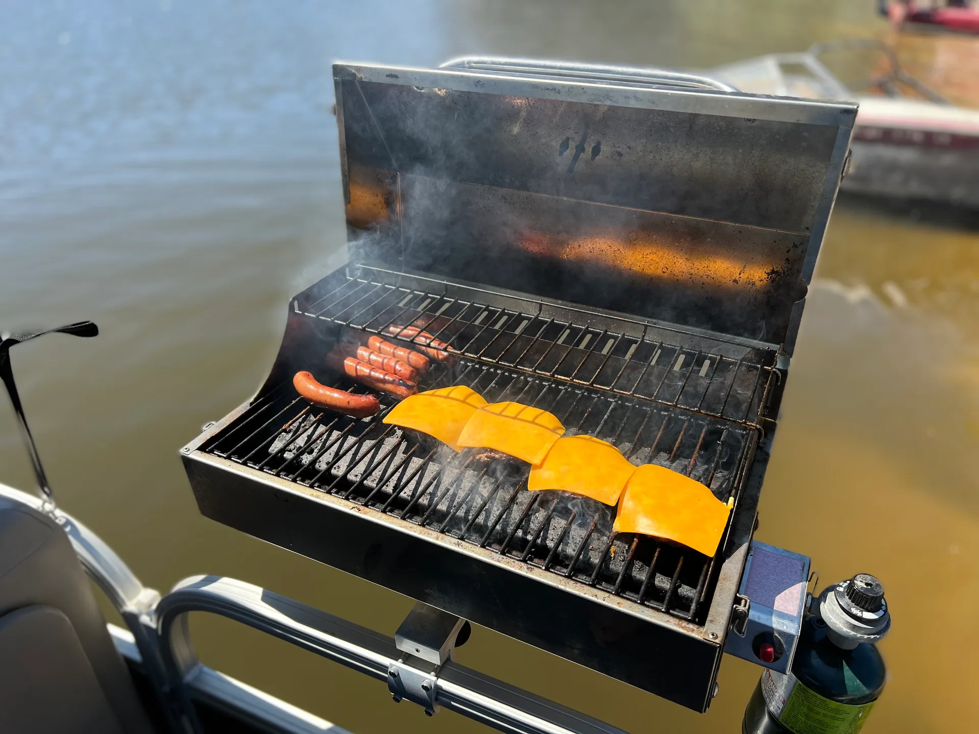 SUN TRACKER PARTY BARGE 22 DLX in Apache Junction, AZ — photo 5