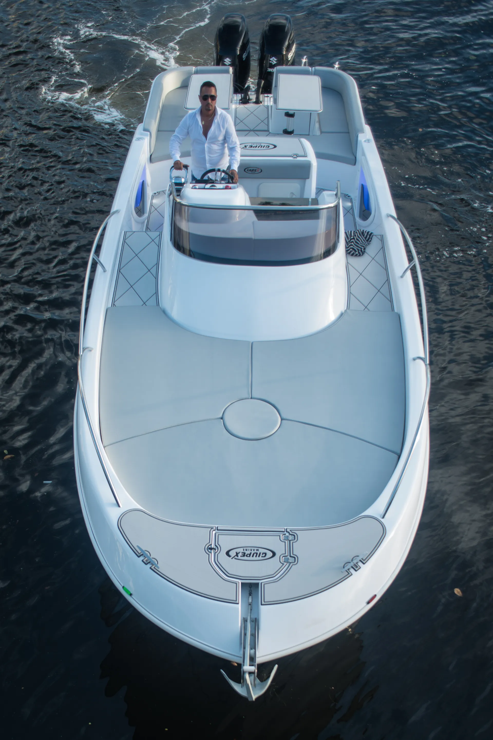 Suzuki Giupex Marine 32 in Miami, FL — photo 5