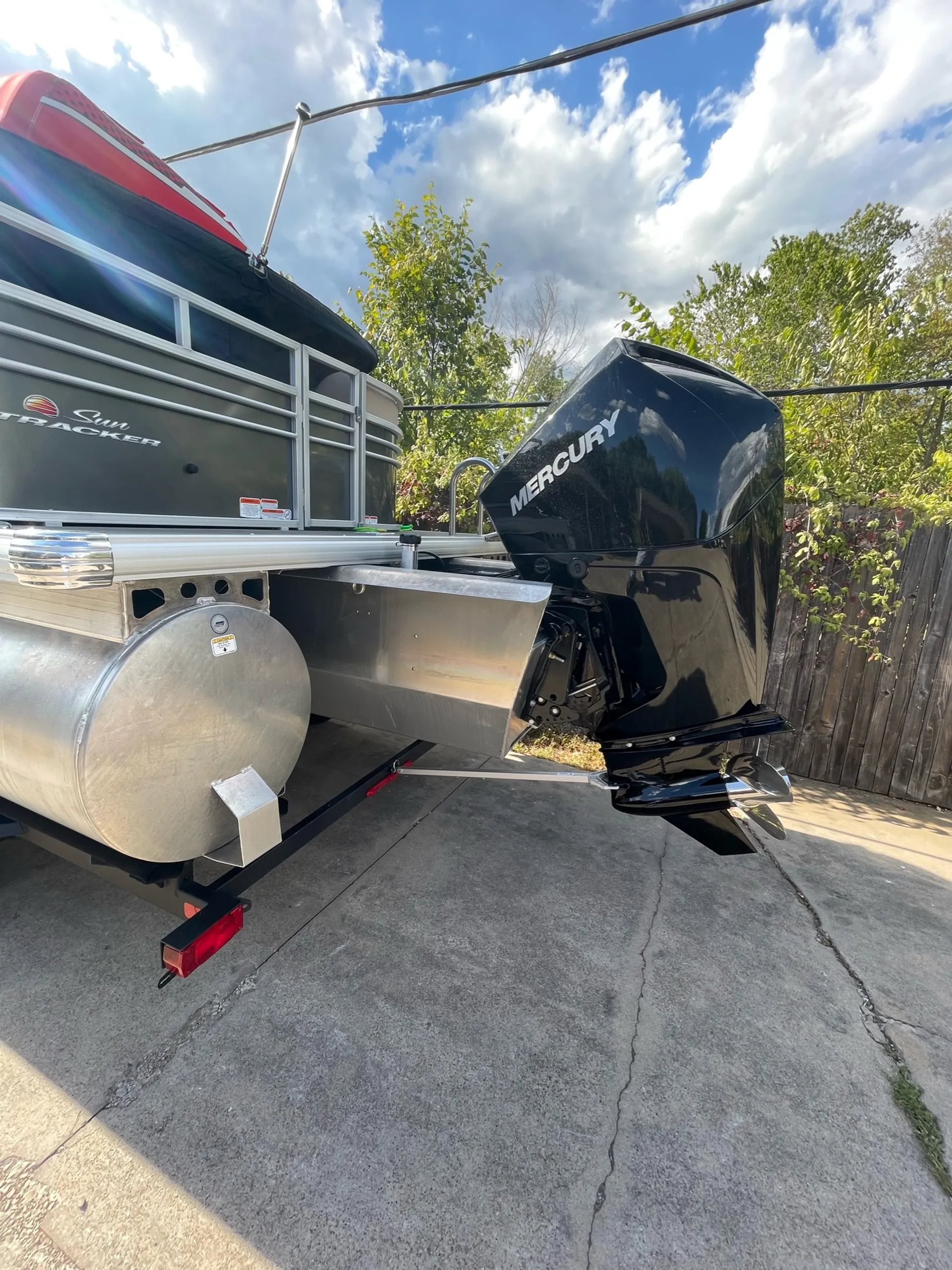 SUN TRACKER PARTY BARGE 22 RF DLX in Lewisville, TX — photo 6