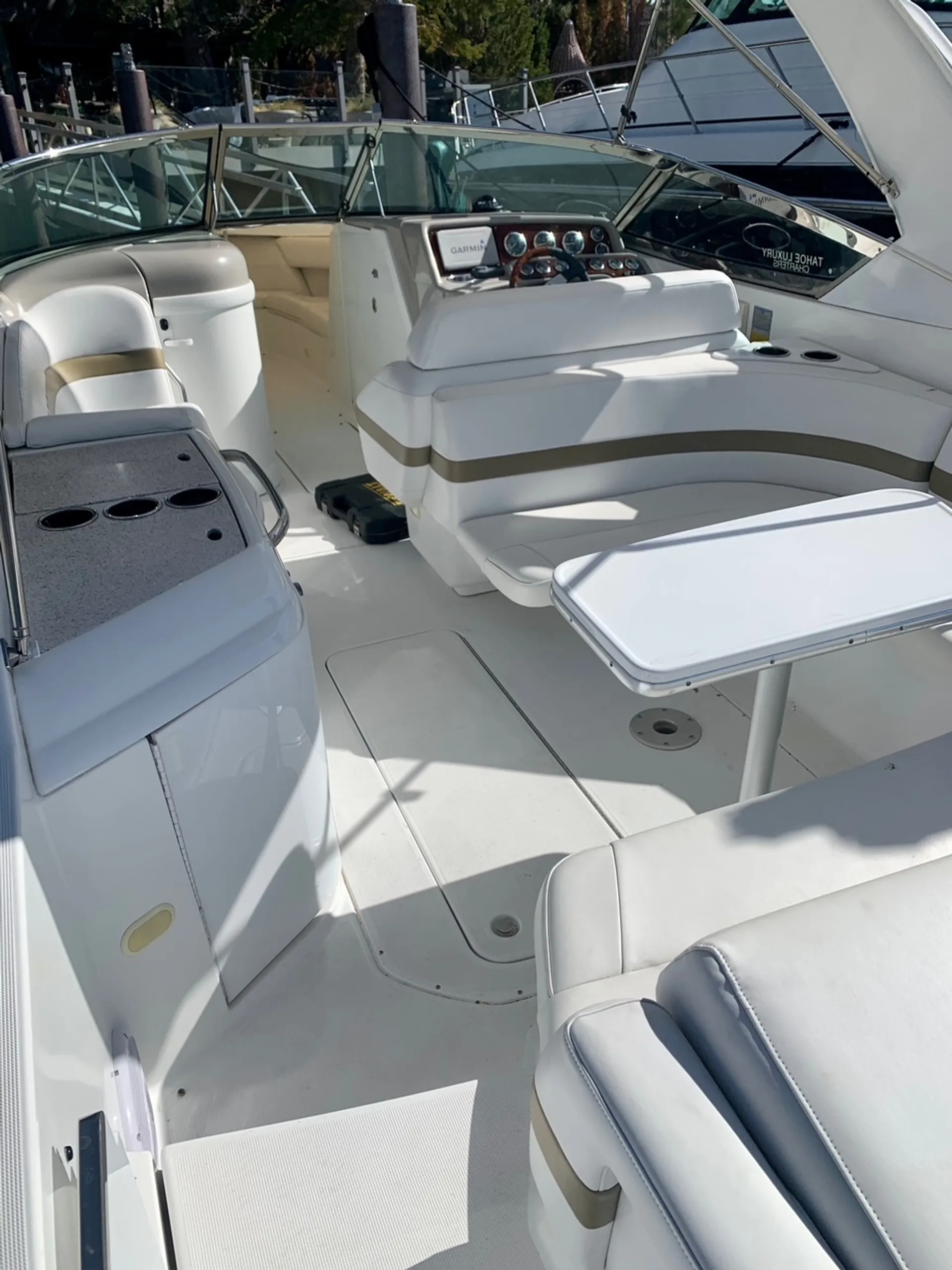 FORMULA BY THUNDERBIRD 280 BOWRIDER in South Lake Tahoe, CA — photo 4