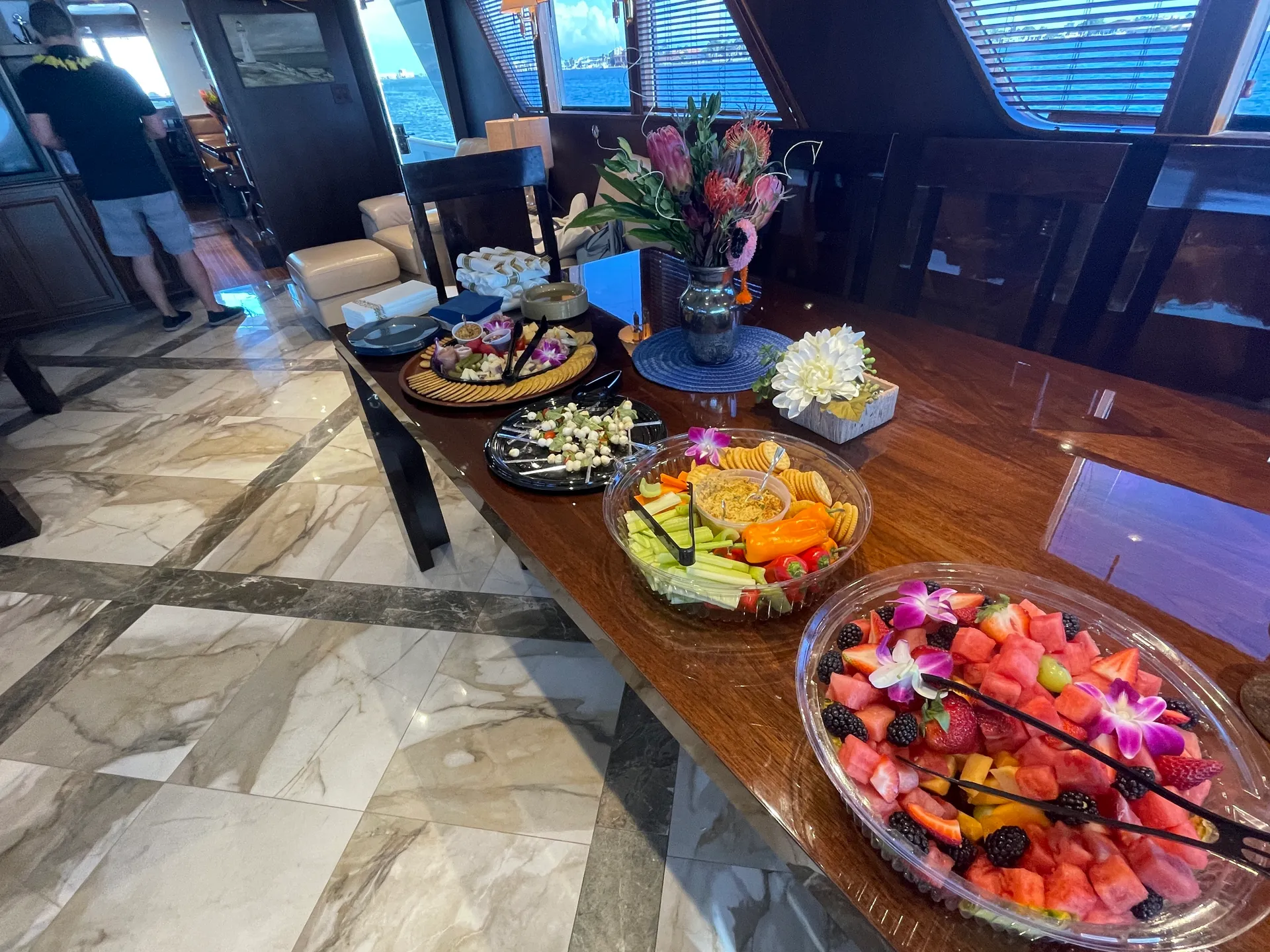 Burger Motor Yacht Flybridge in Treasure Island, FL — photo 7