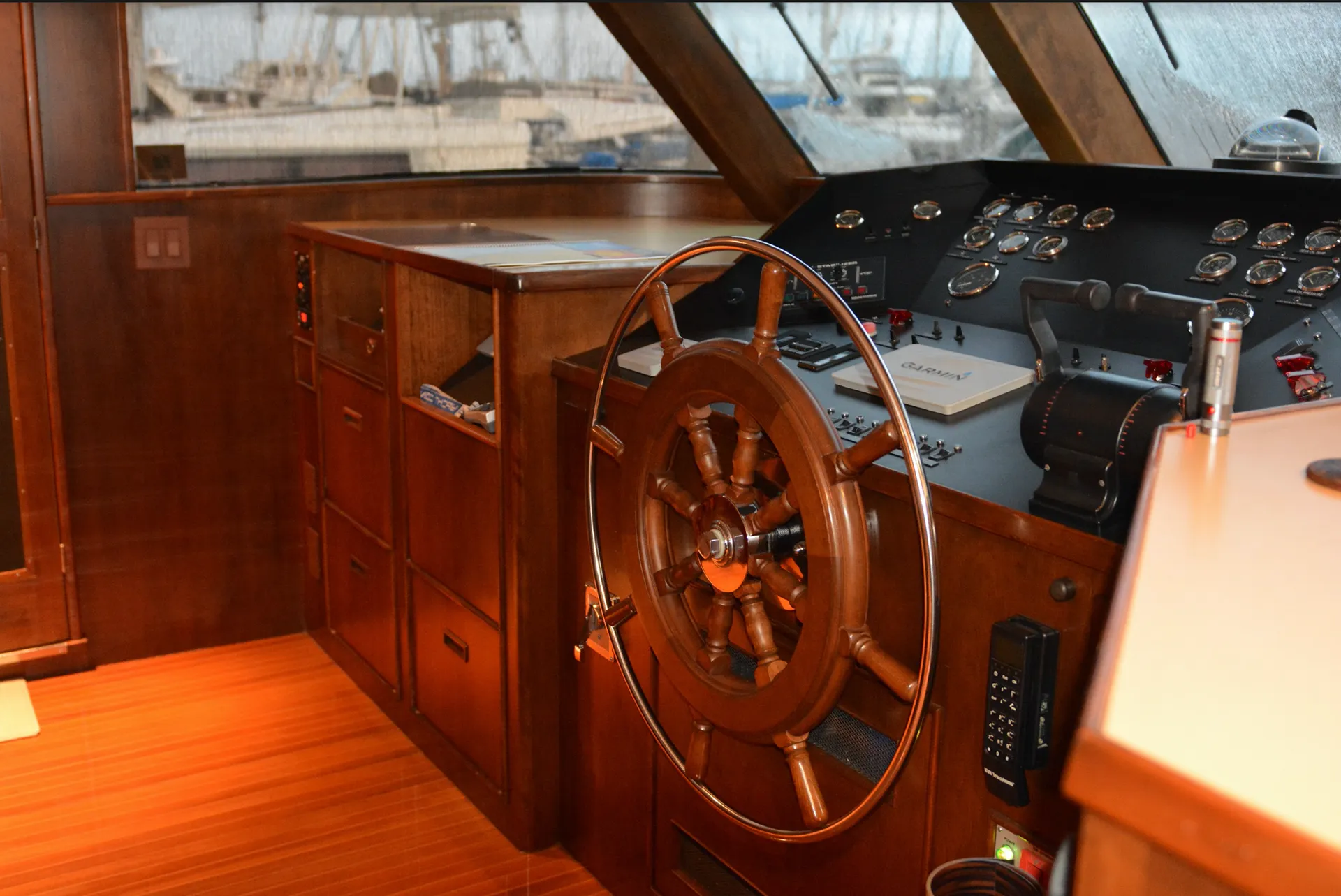 Burger Motor Yacht Flybridge in Treasure Island, FL — photo 10