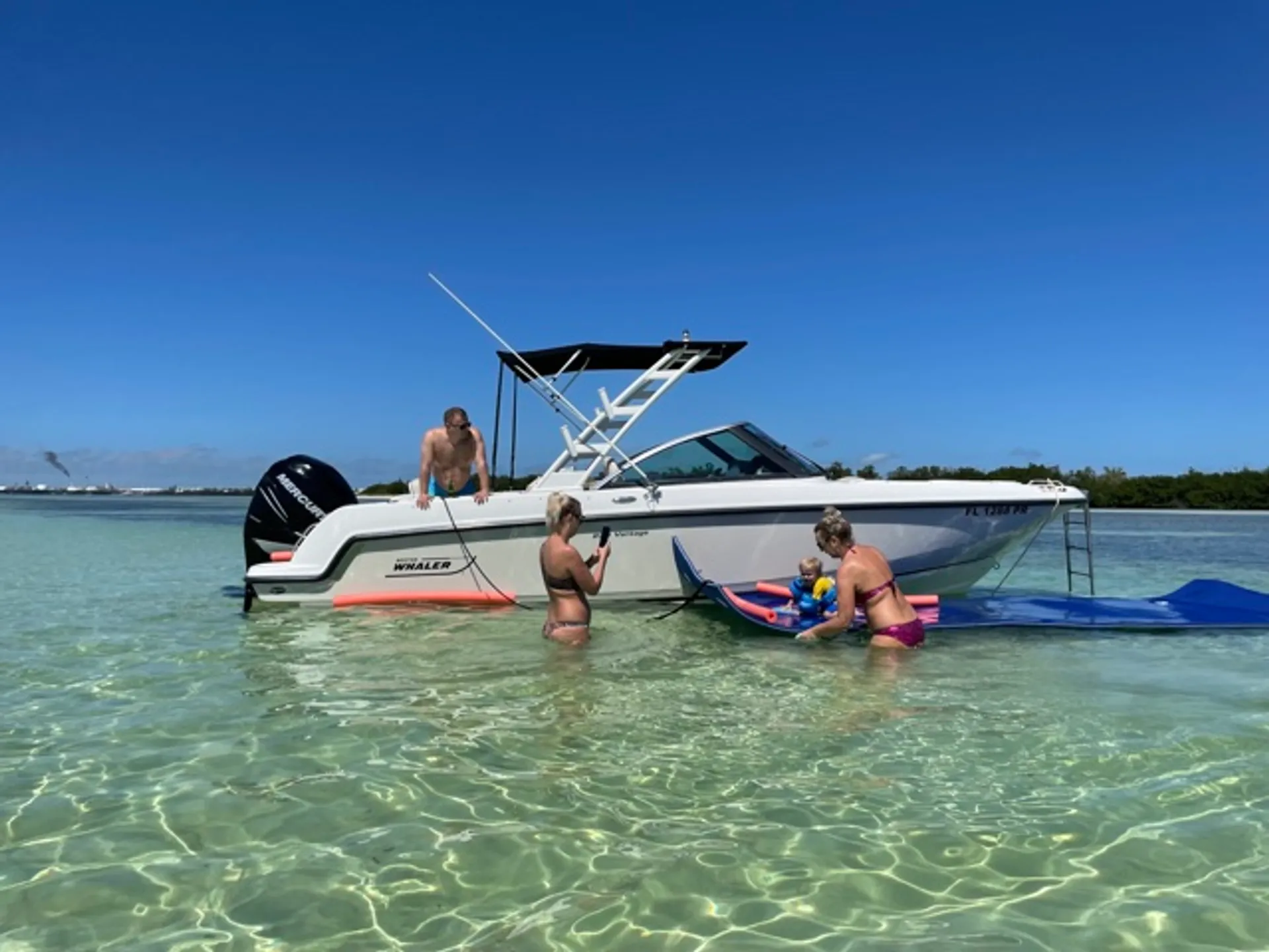 Salty Sandbars Key West Captain / fuel included 
