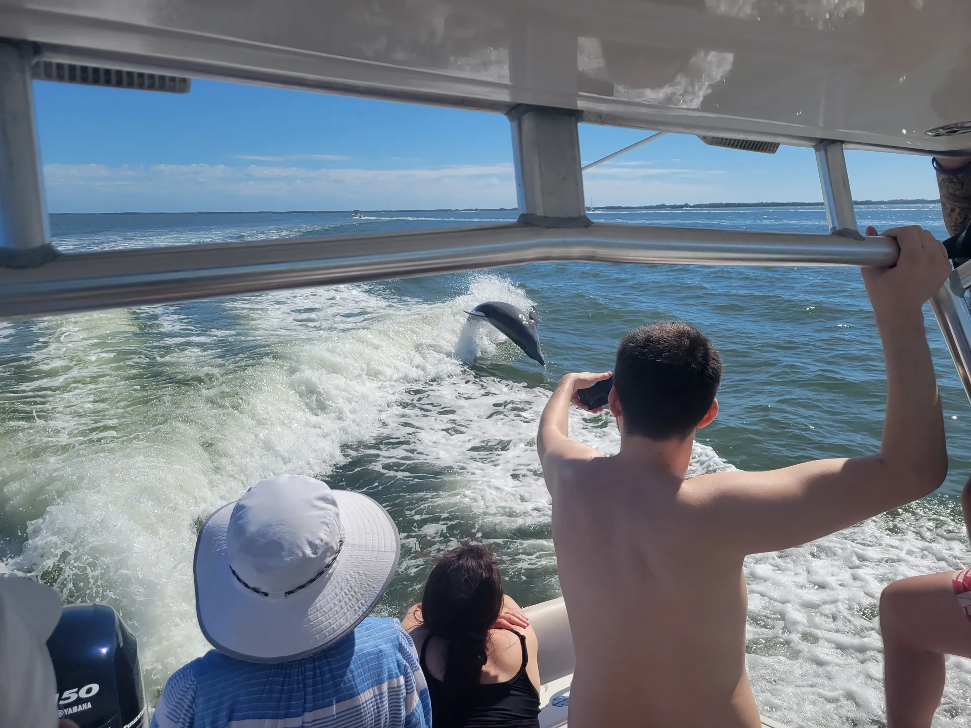 Twin Engine Powerboat Fun & Adventure in Comfort & Style !!!
