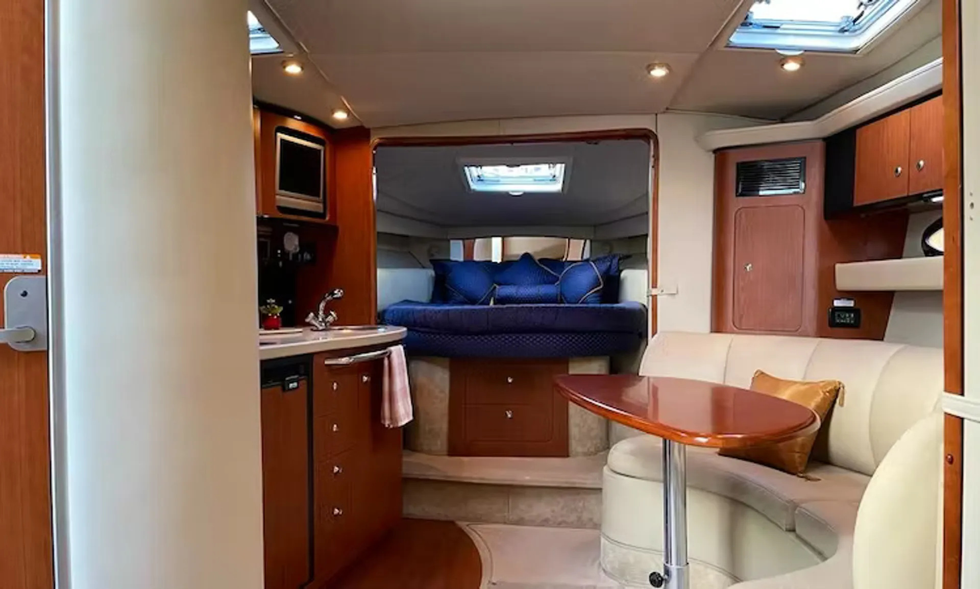 🌞 FREE Hour✨  | Lux 38' Chaparral Yacht  *NO HIDDEN FEES*