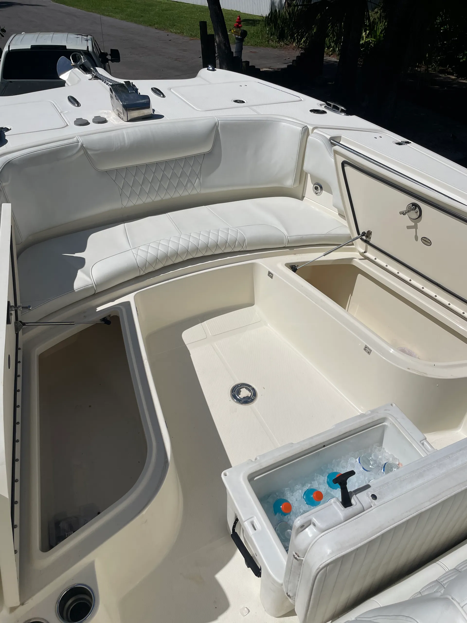 30' Worldcat with a Captain in  Naples, FL!