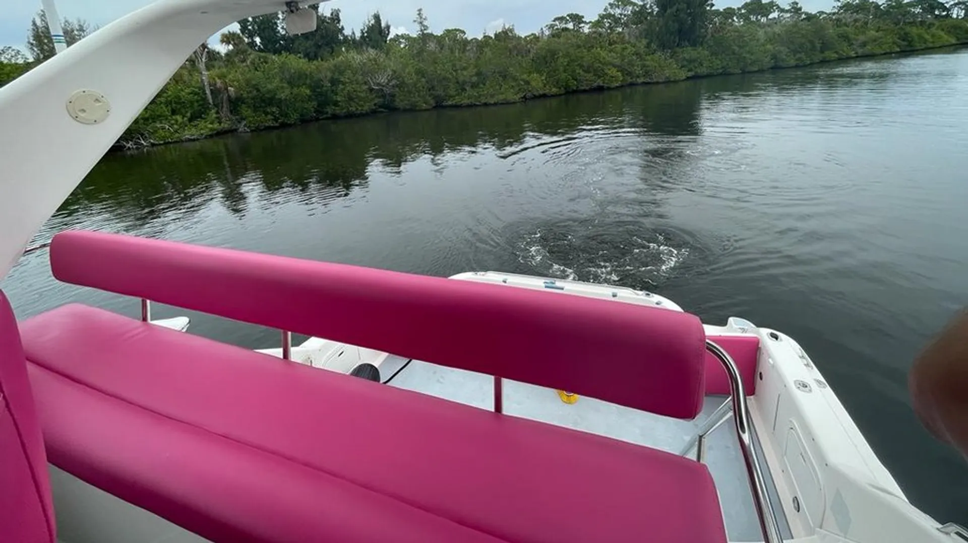 Sea Ray 440 eb in Merritt Island, FL — photo 7