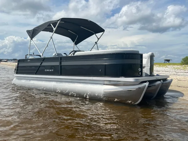 Rent a CREST PONTOONS pontoon in Destin, FL near me
