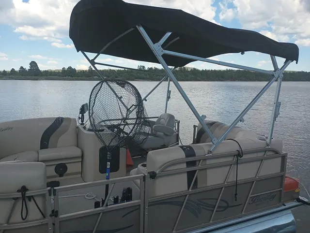 Rent a Encore  pontoon in Pinetop-Lakeside, AZ near me