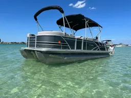 24’ Tri-toon with 250hp Yamaha and Convertible Sunpad/bar boat photo