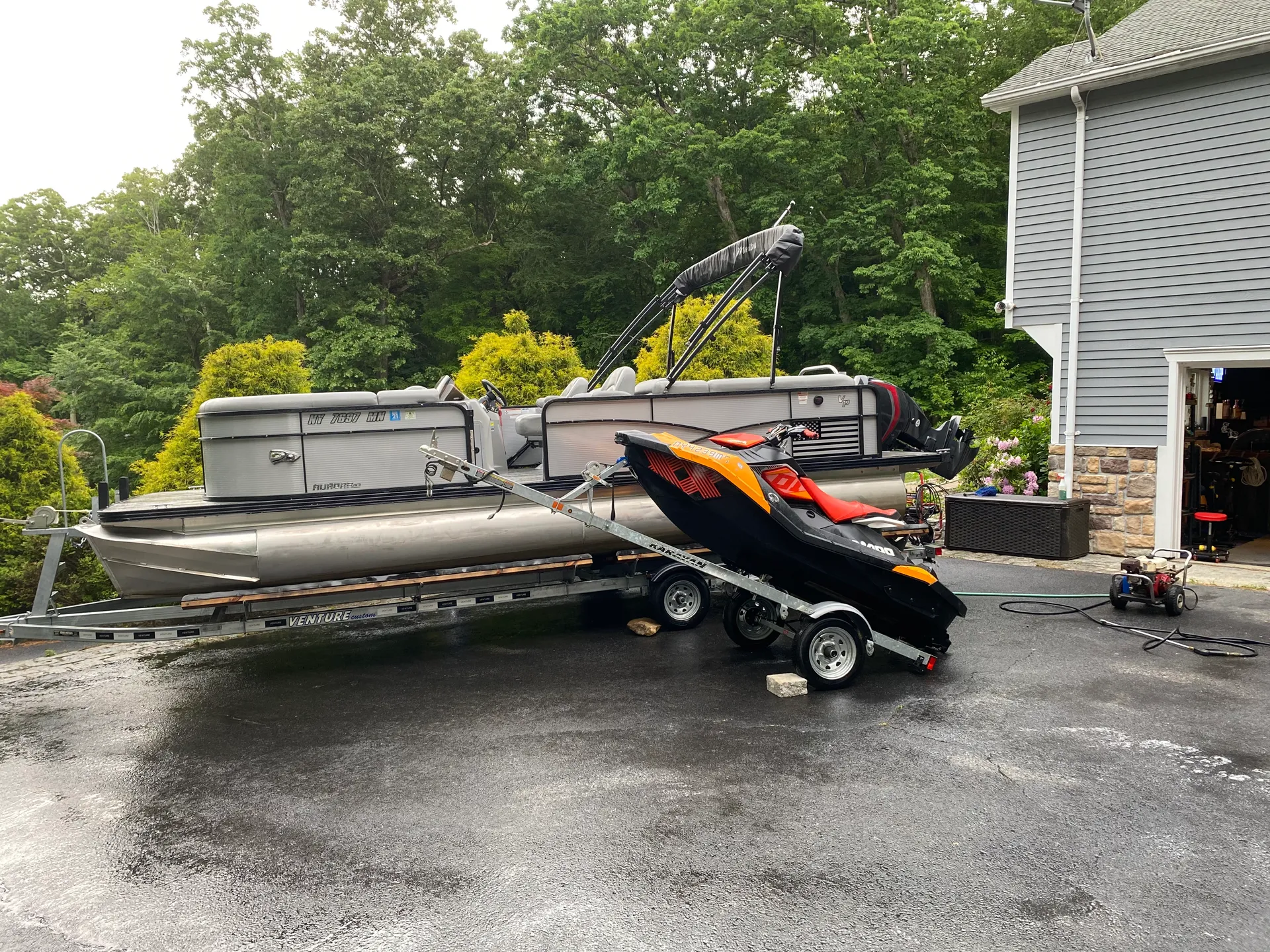 MANITOU PONTOON 23 AURORA TRIPLE TUBE VP in Mahopac, NY — photo 5