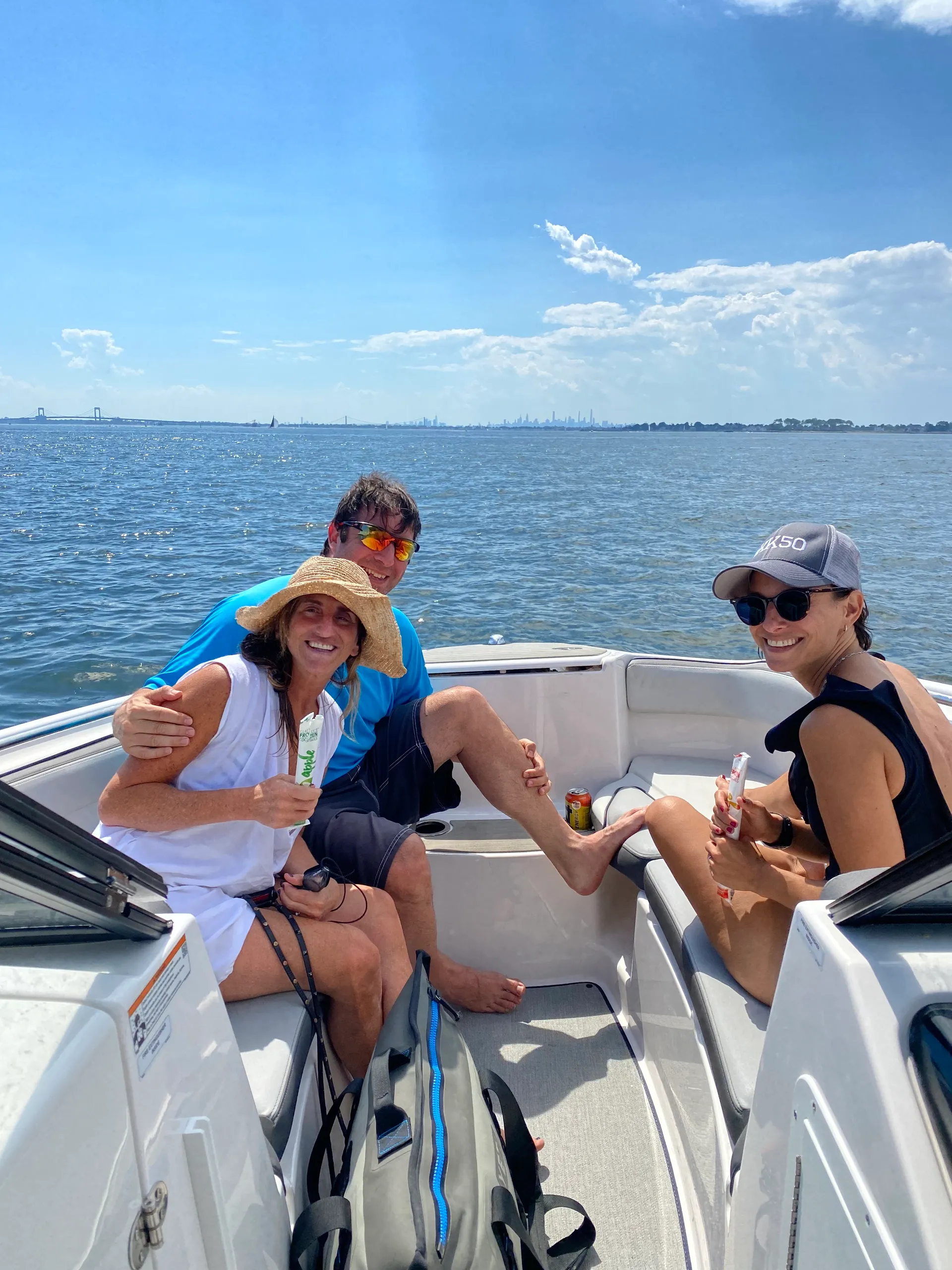 2024 Brand new 25ft Yamaha Jet Boat For Rent!