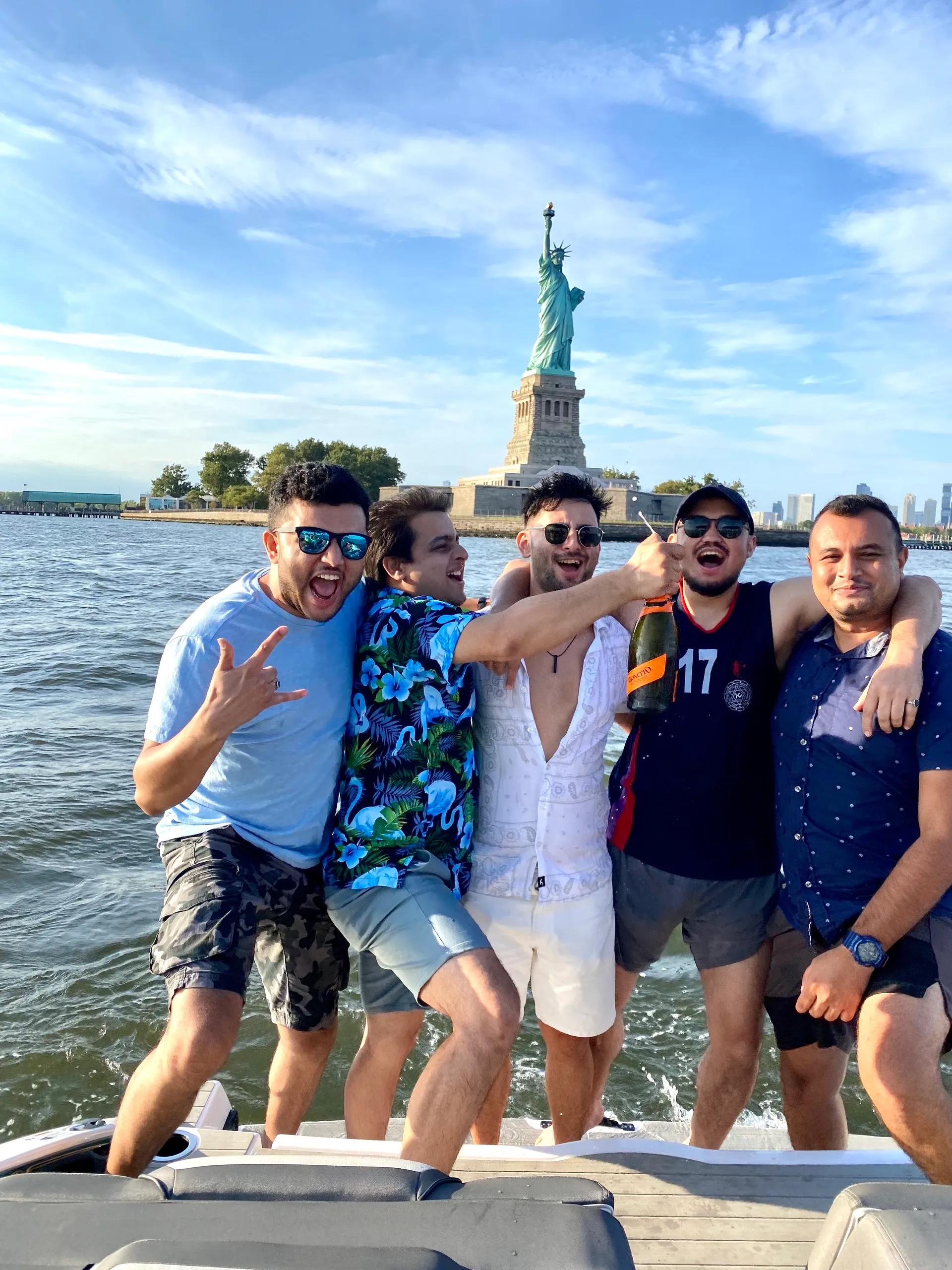 2024 Brand new 25ft Yamaha Jet Boat For Rent!