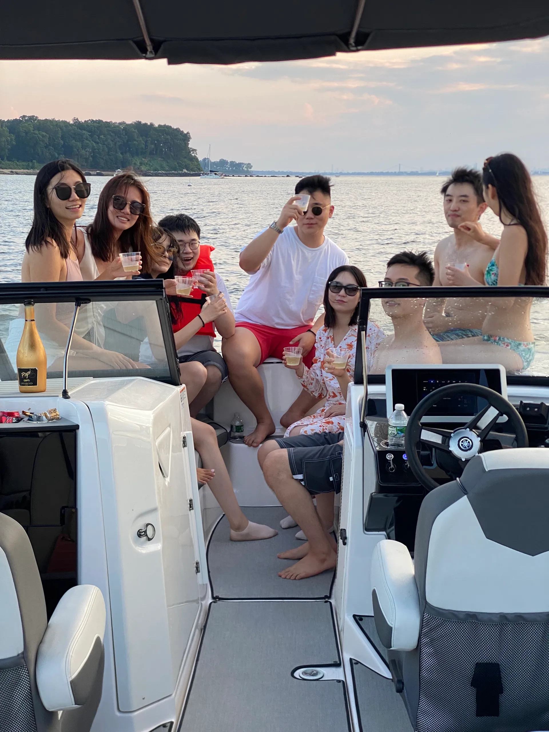 2024 Brand new 25ft Yamaha Jet Boat For Rent!