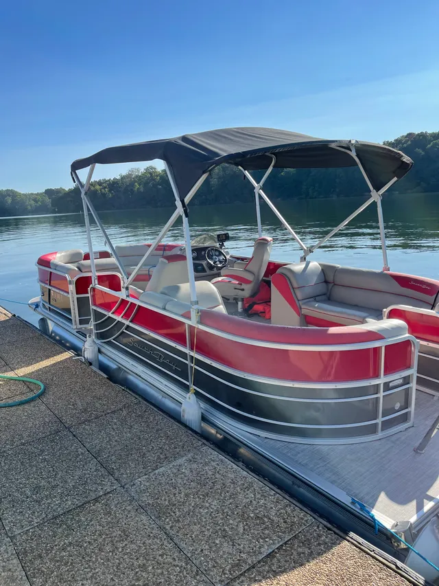 Rent a SOUTH BAY PONTOONS pontoon in Lenoir City, TN near me