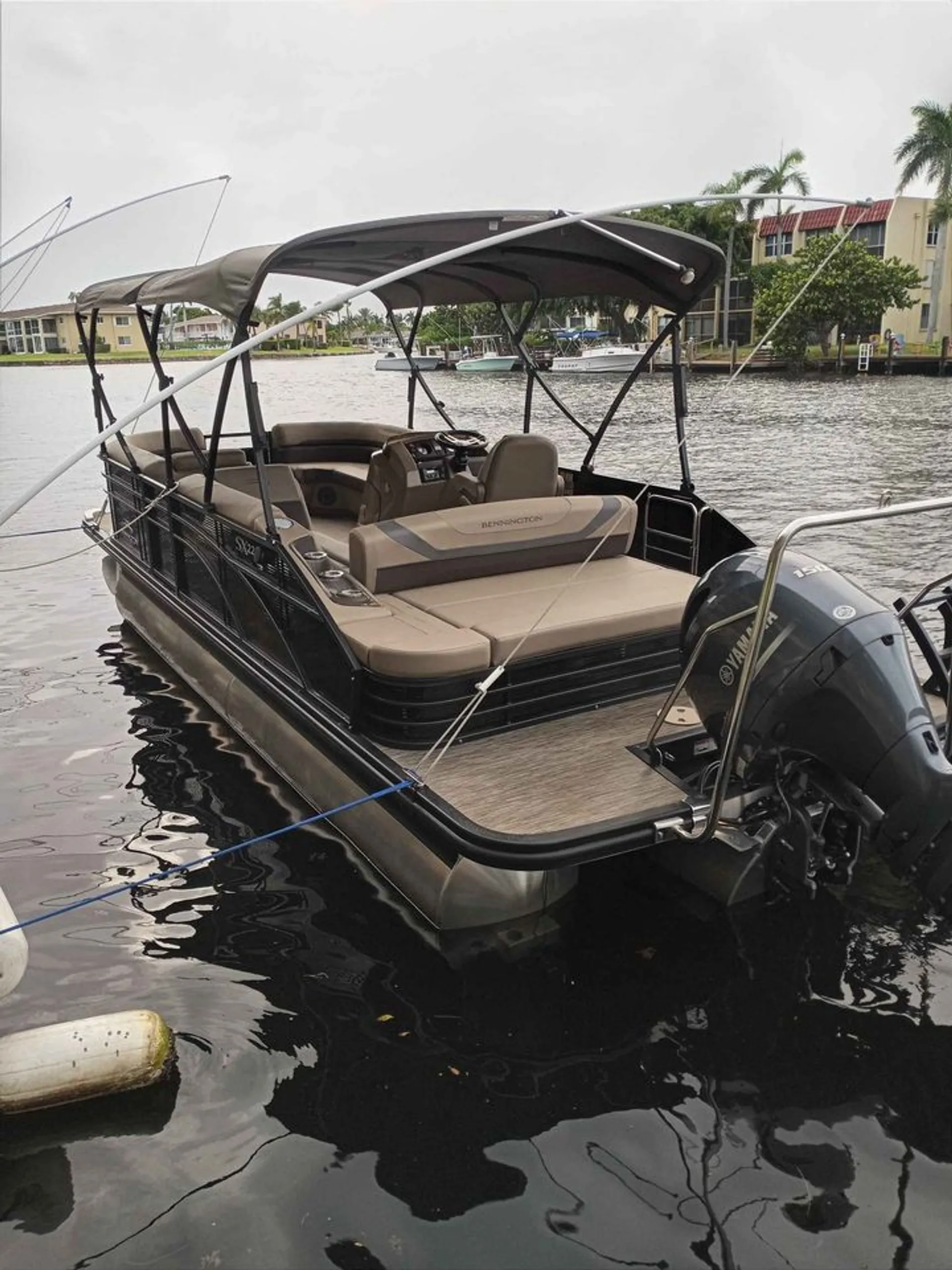 2021 Bennington 24 ft in Pompano Beach, FL — photo 4