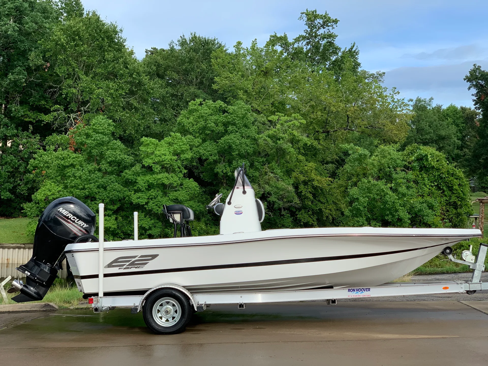 2019 EPIC Center Console - Perfect for Fishing