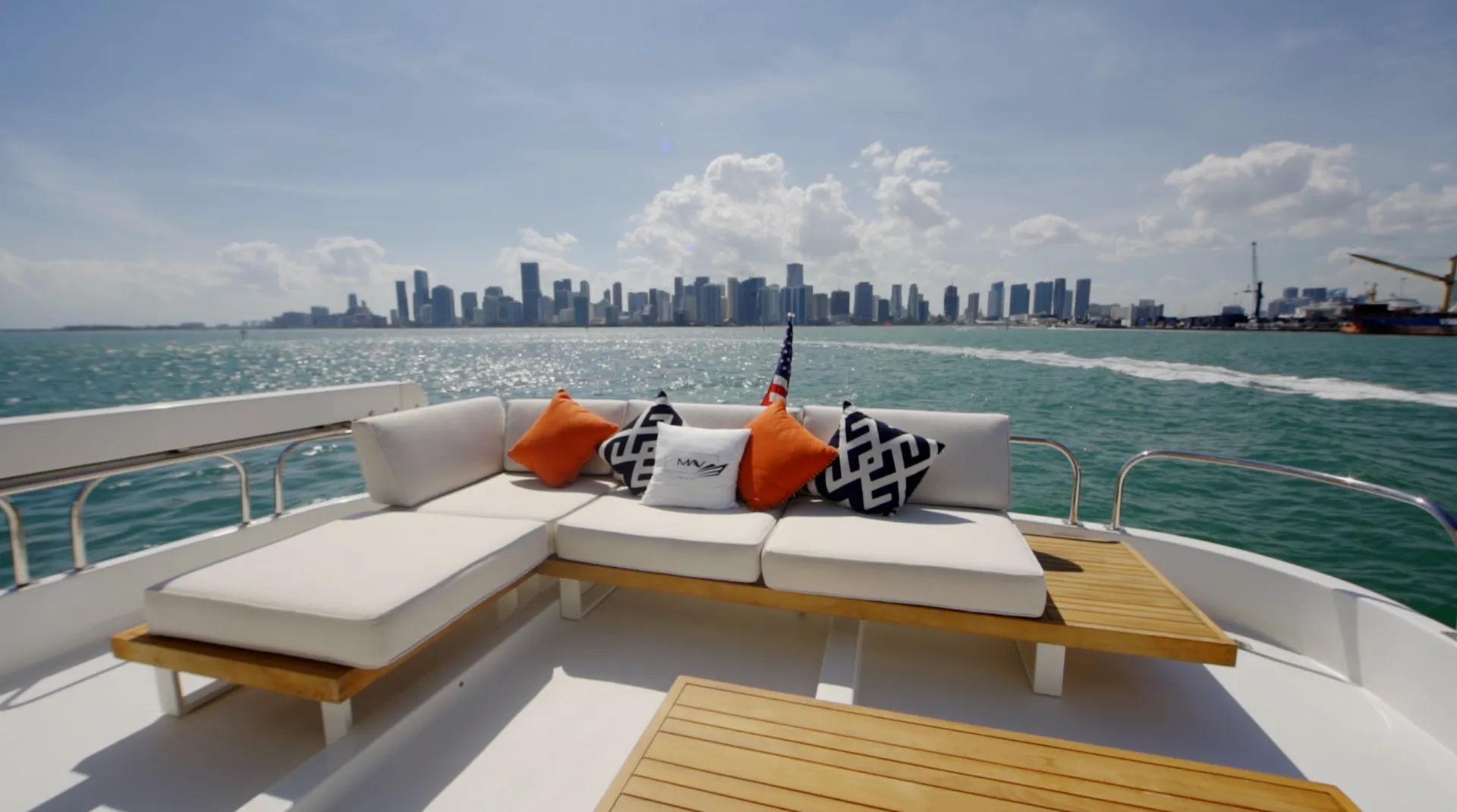 Azimut 85' Flybridge in Miami, FL — photo 5