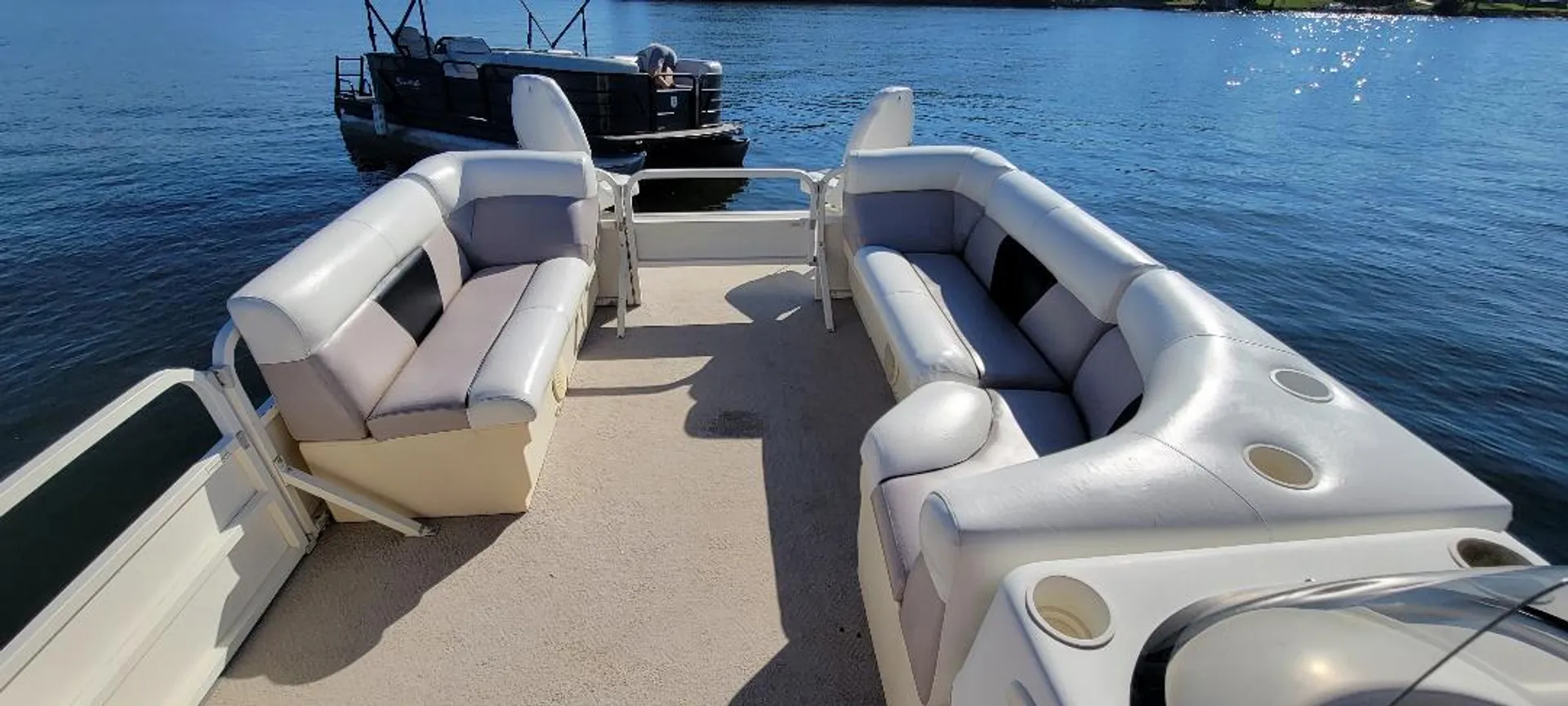 Bentley Pontoon 240 Fish  in Mooresville, NC — photo 5