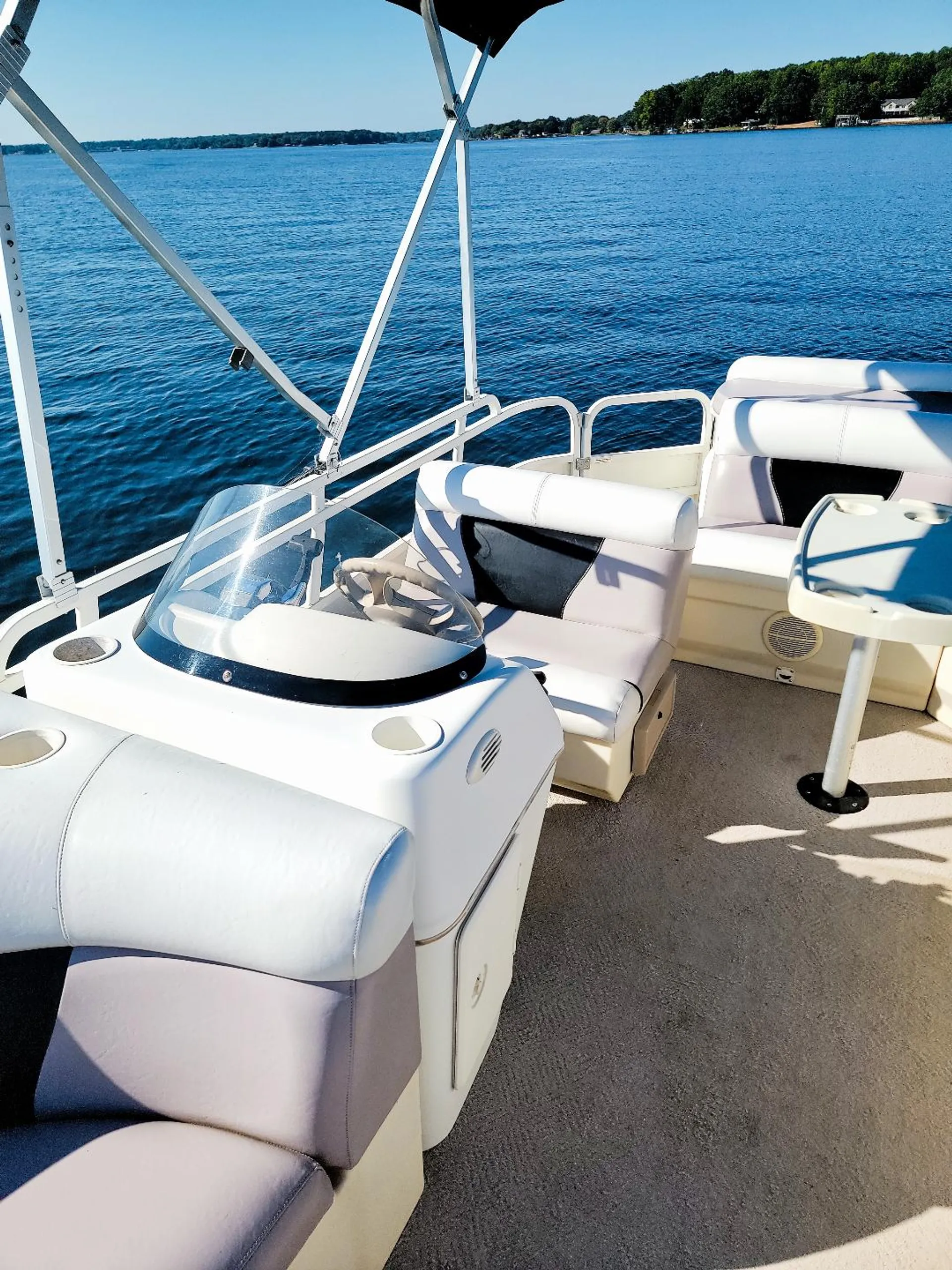 Bentley Pontoon 240 Fish  in Mooresville, NC — photo 6