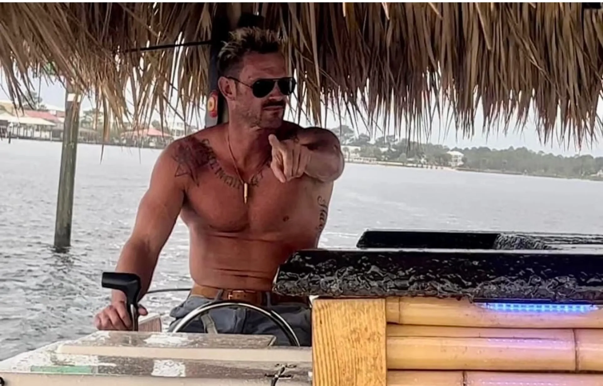 Tiki Catamaran With Bar! Best on the Water!