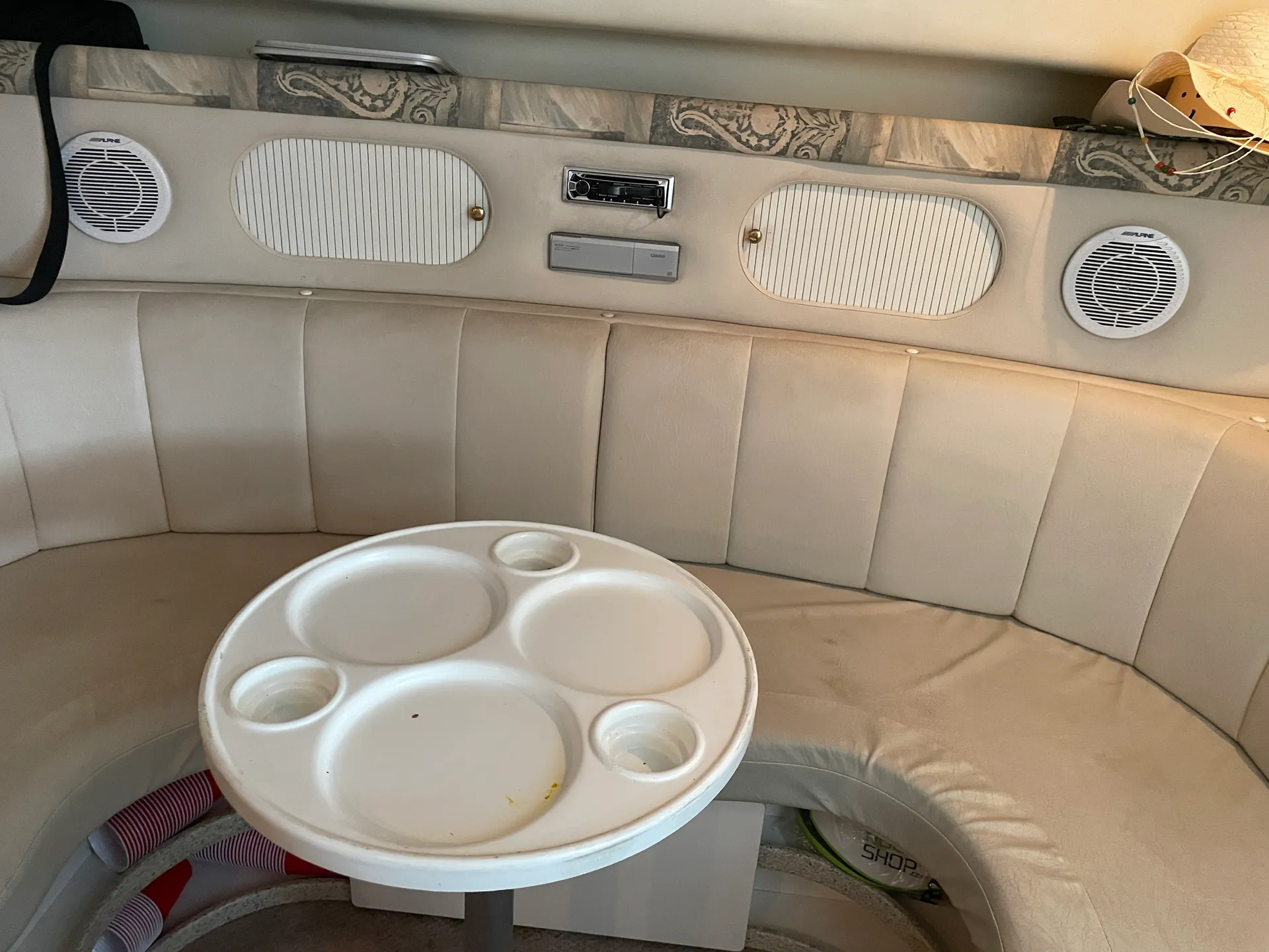 Rinker Boats 340 Fiesta Vee in Lewisville, TX — photo 8