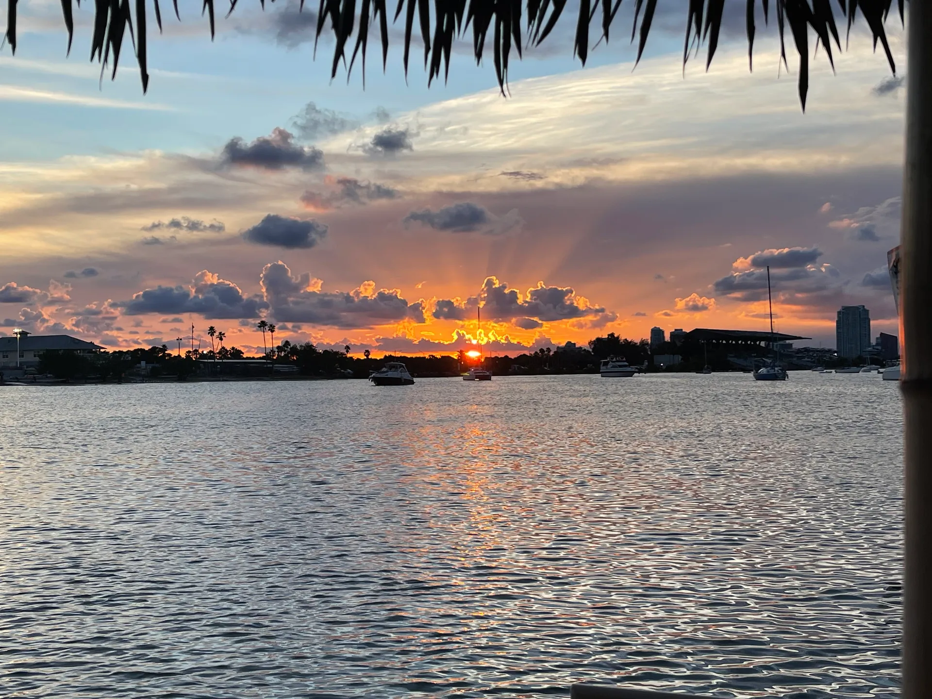 Hydrasports Boats 2800 CC W/2-250XL EFI in Miami Beach, FL — photo 6
