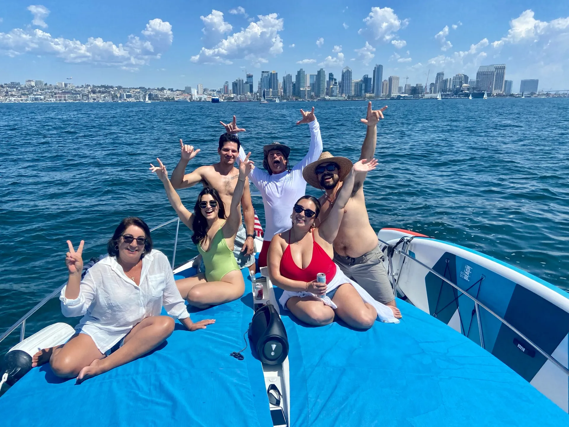 Beautiful 40' Cruiser Yacht on San Diego Bay with Licensed Captain