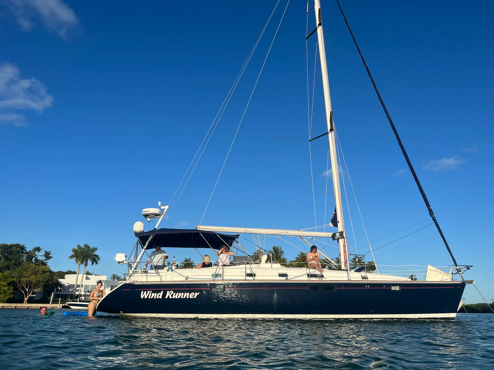 Luxury 47 feet Beneteau Yacht - Miami