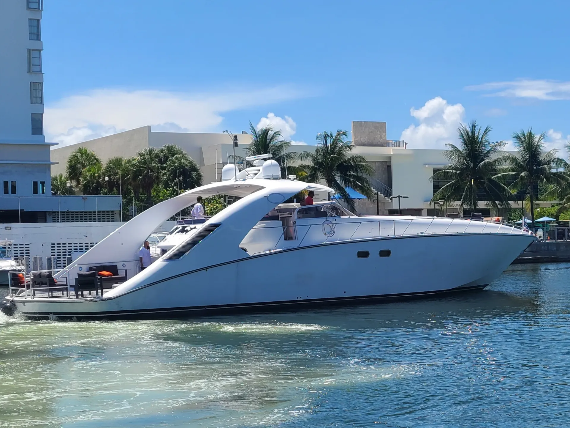 Schoel Express cruiser in Miami Beach, FL — photo 5