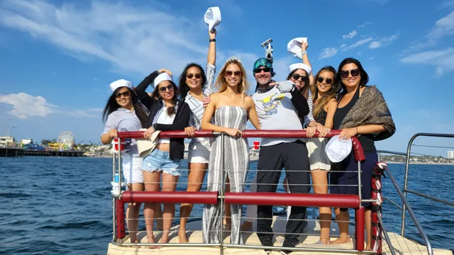 Rent a Willard cruiser in Marina del Rey, CA near me