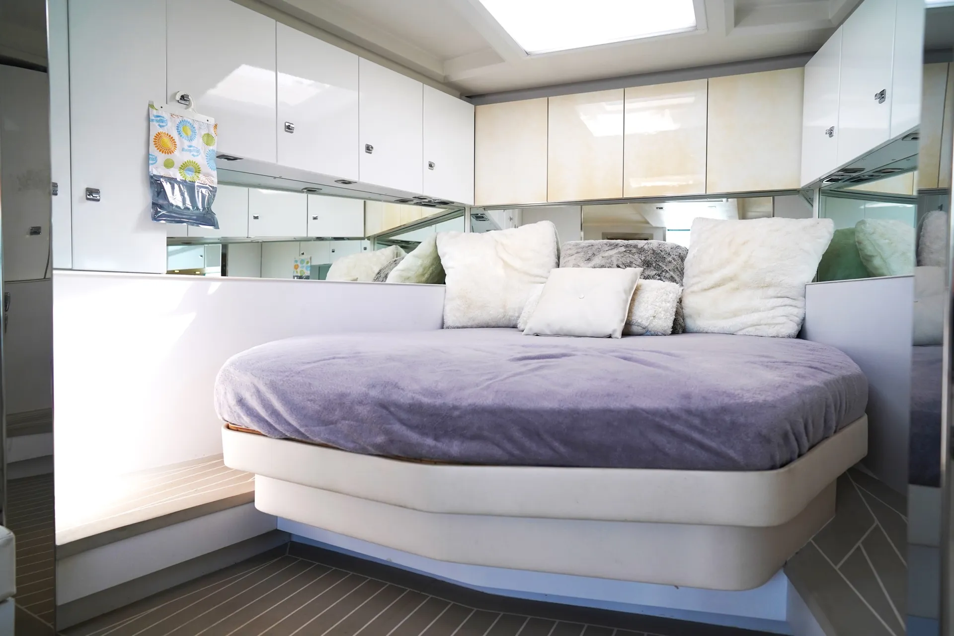 Van Dutch 55 cruiser  in Miami Beach, FL — photo 7