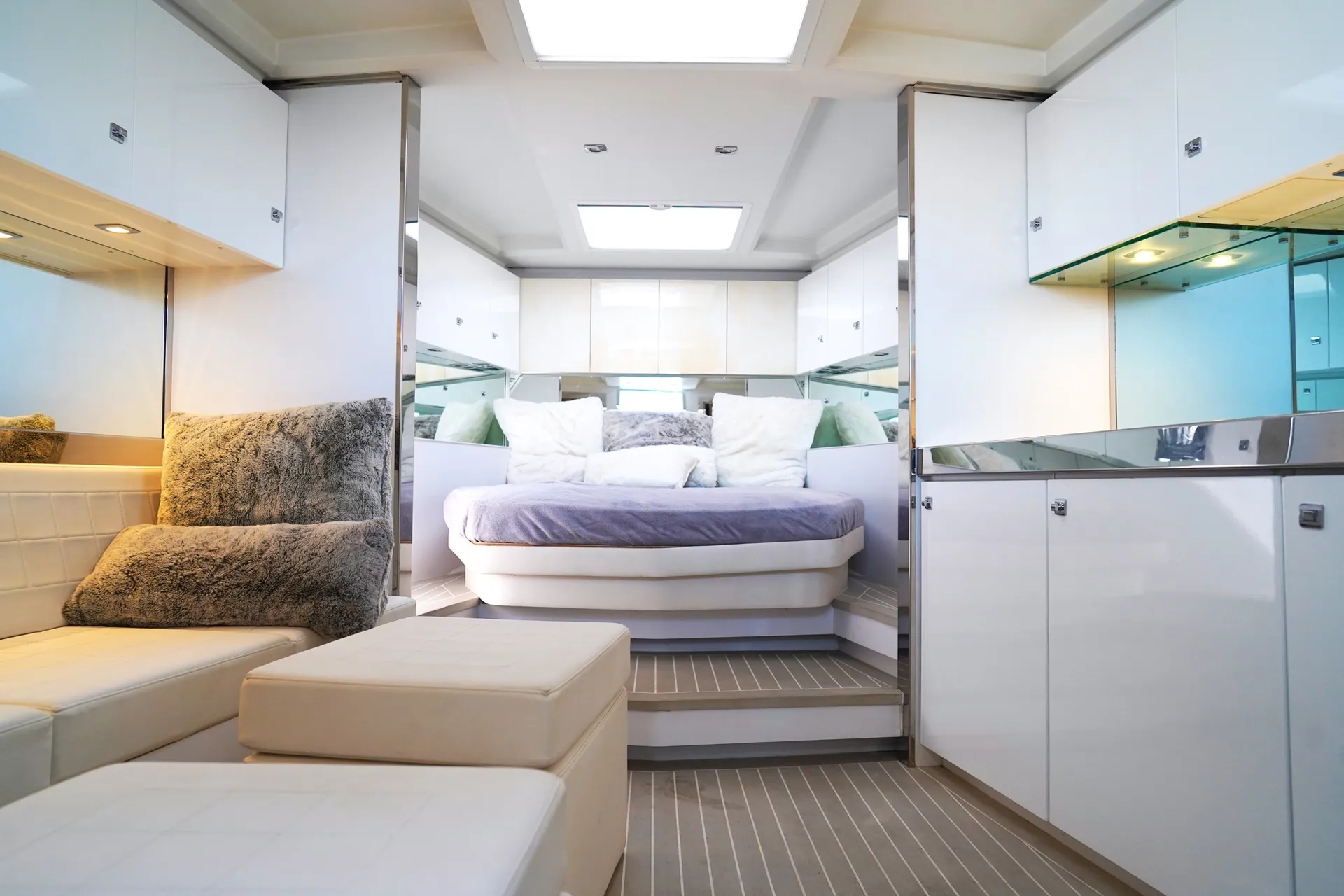 Van Dutch 55 cruiser  in Miami Beach, FL — photo 8