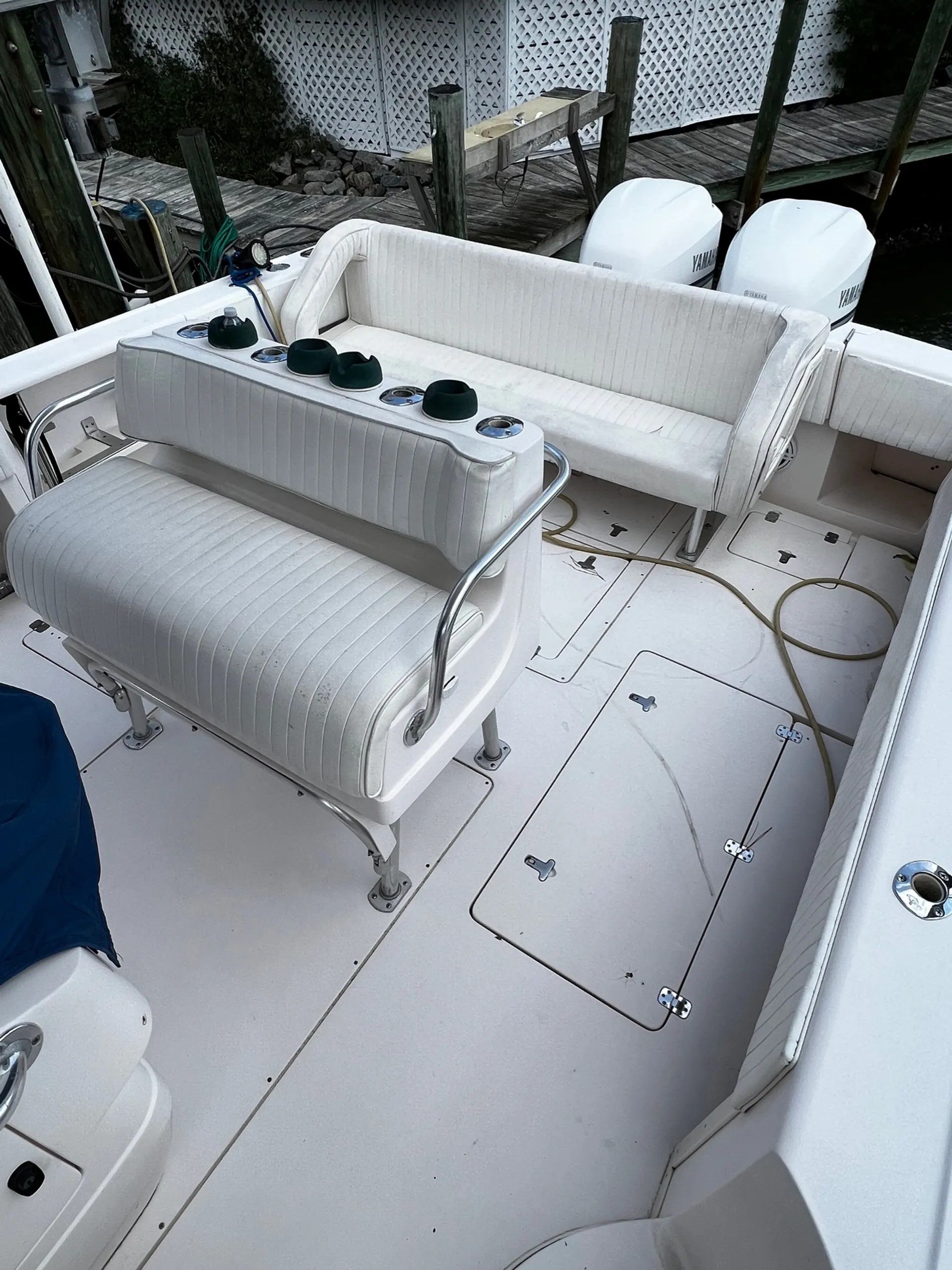 Intrepid 350 Walkaround w/ bathroom